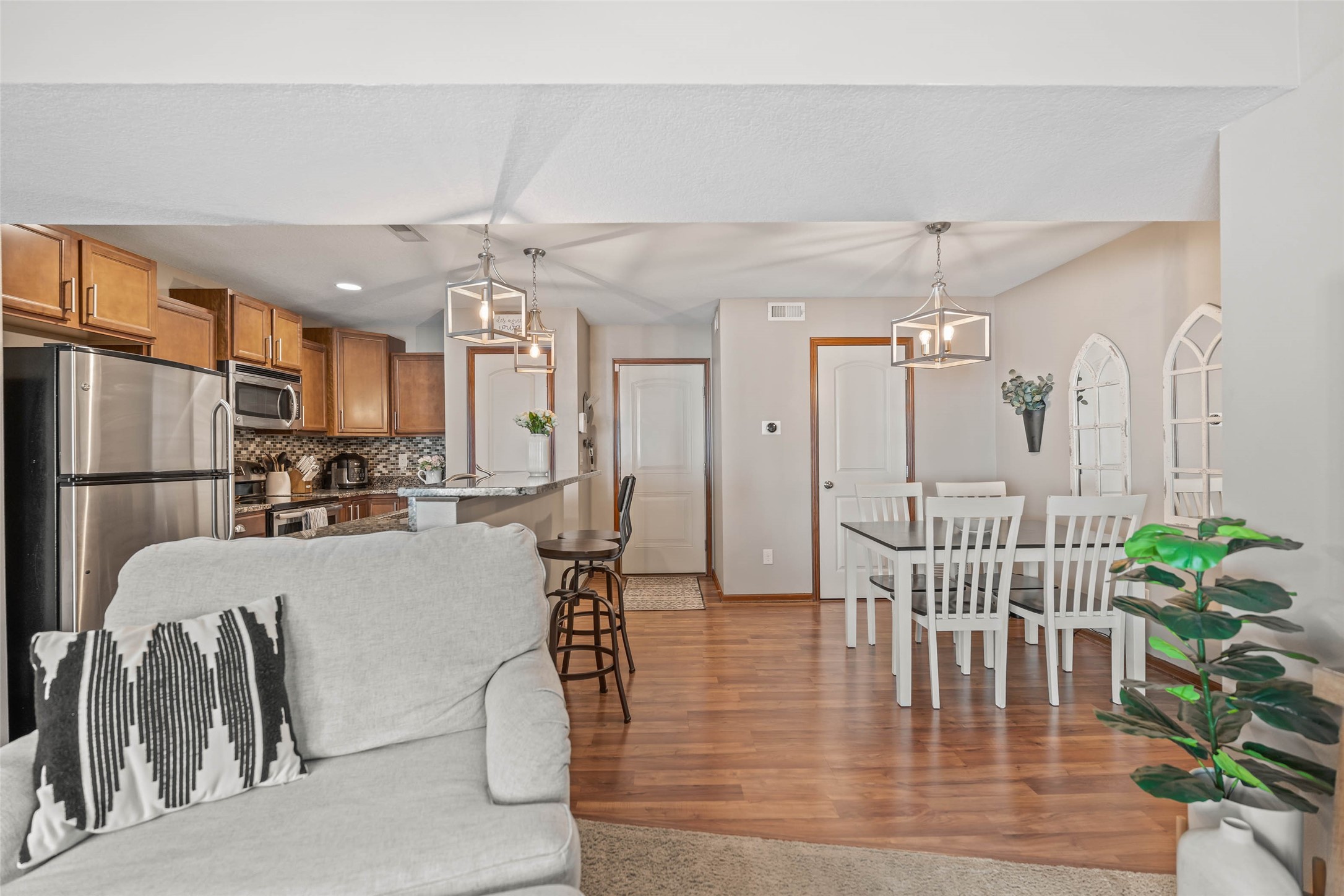 8601 Westown Parkway 24104