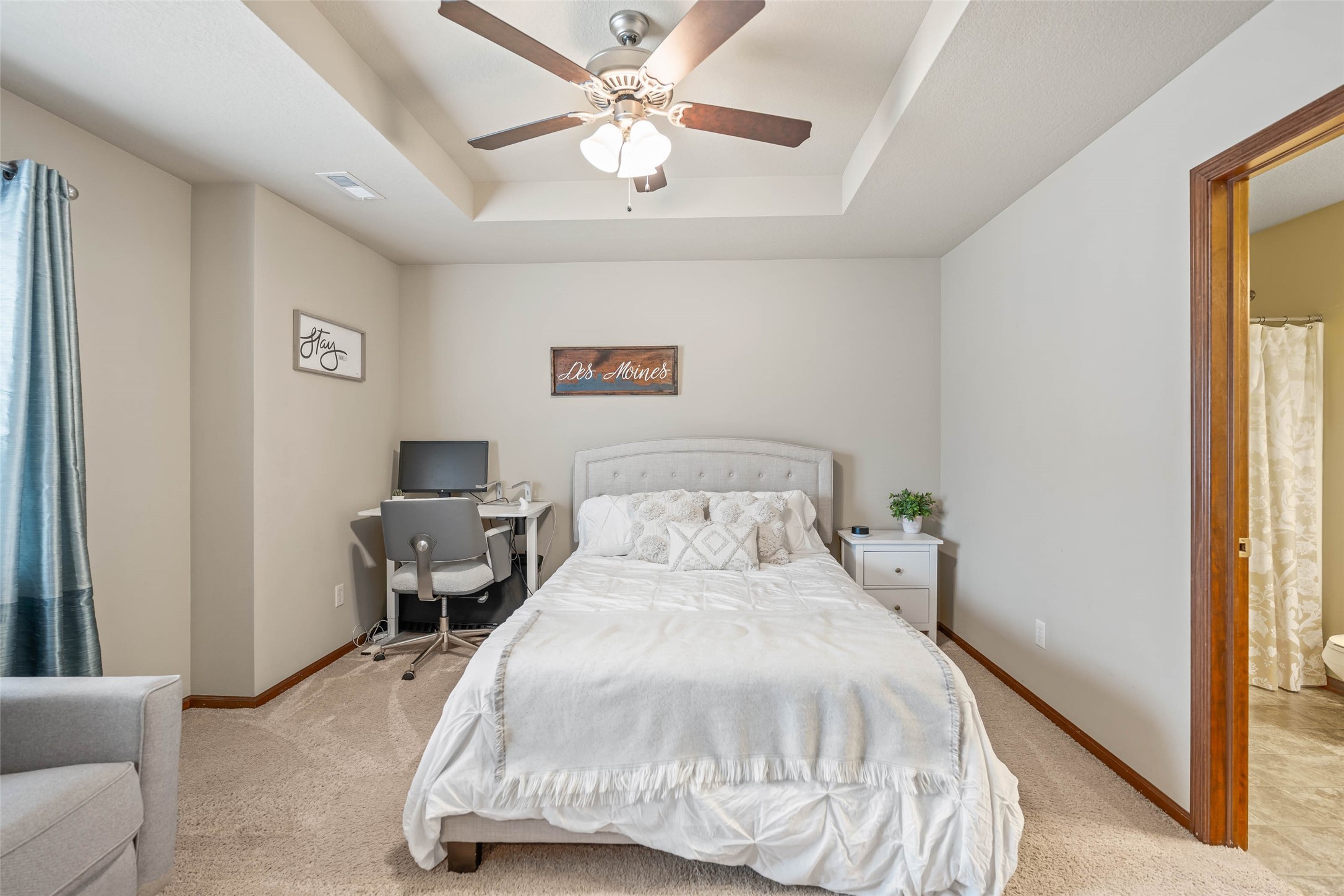 8601 Westown Parkway 24104