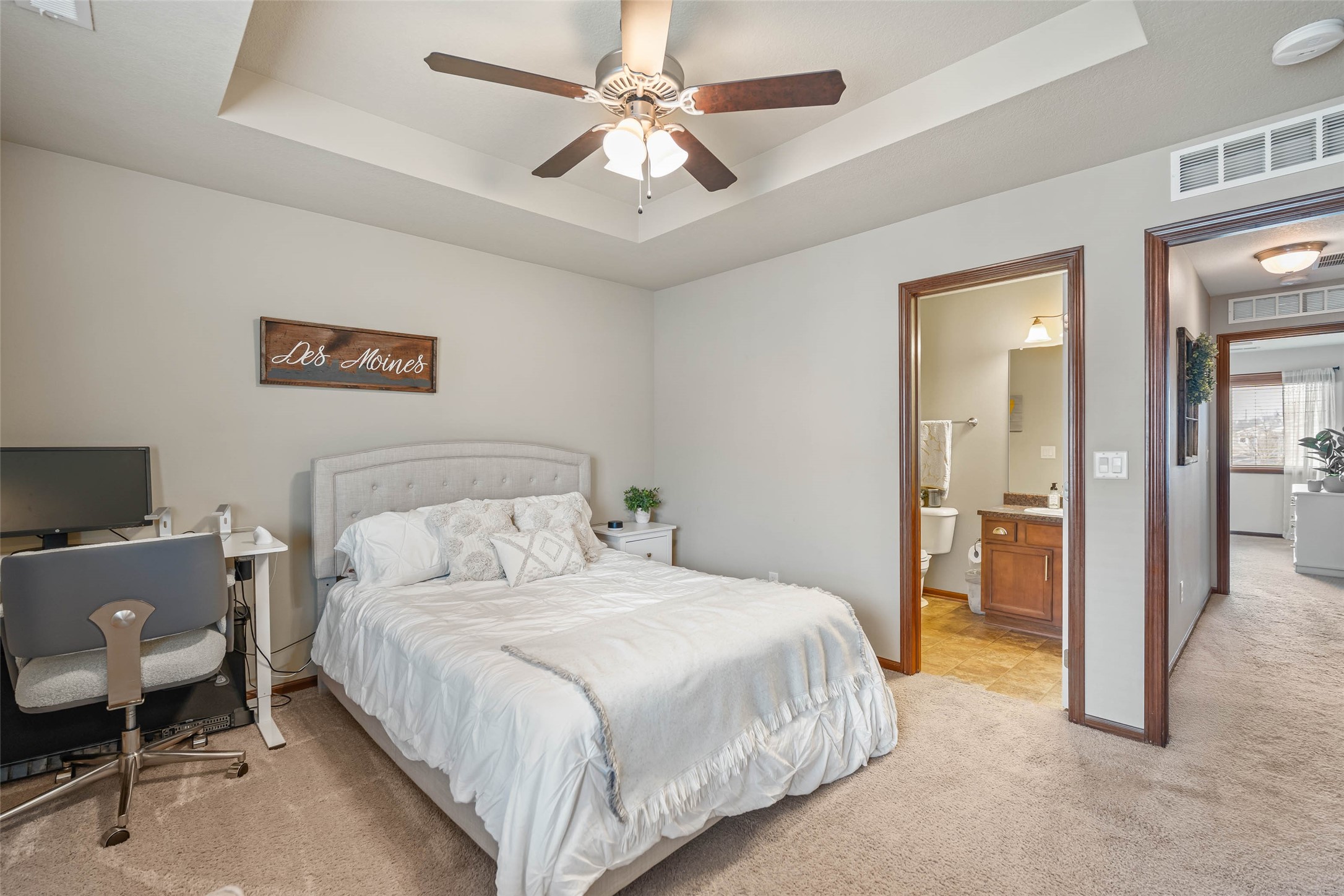 8601 Westown Parkway 24104