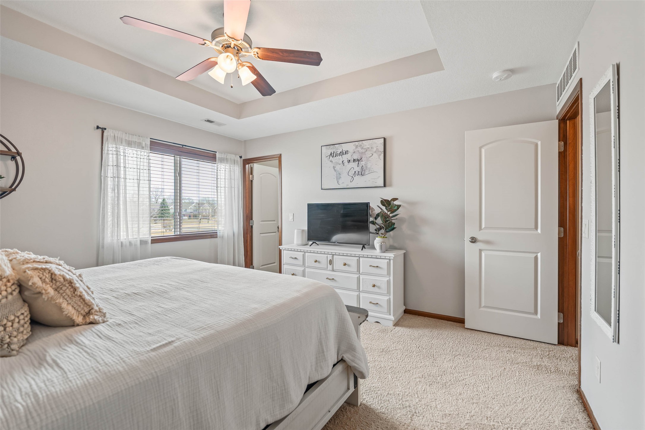 8601 Westown Parkway 24104