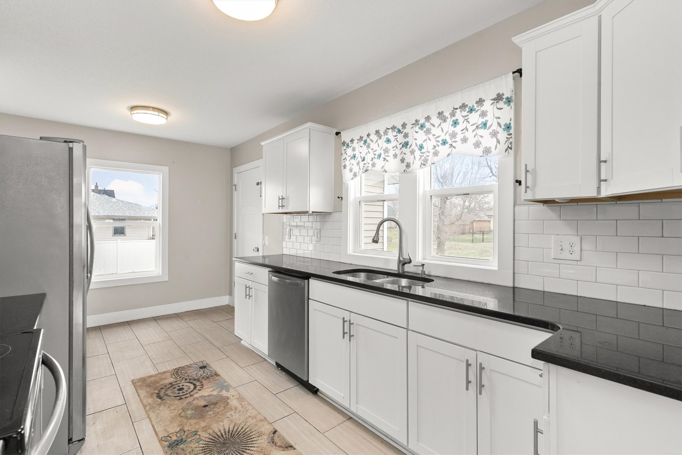 308 W 5th Street