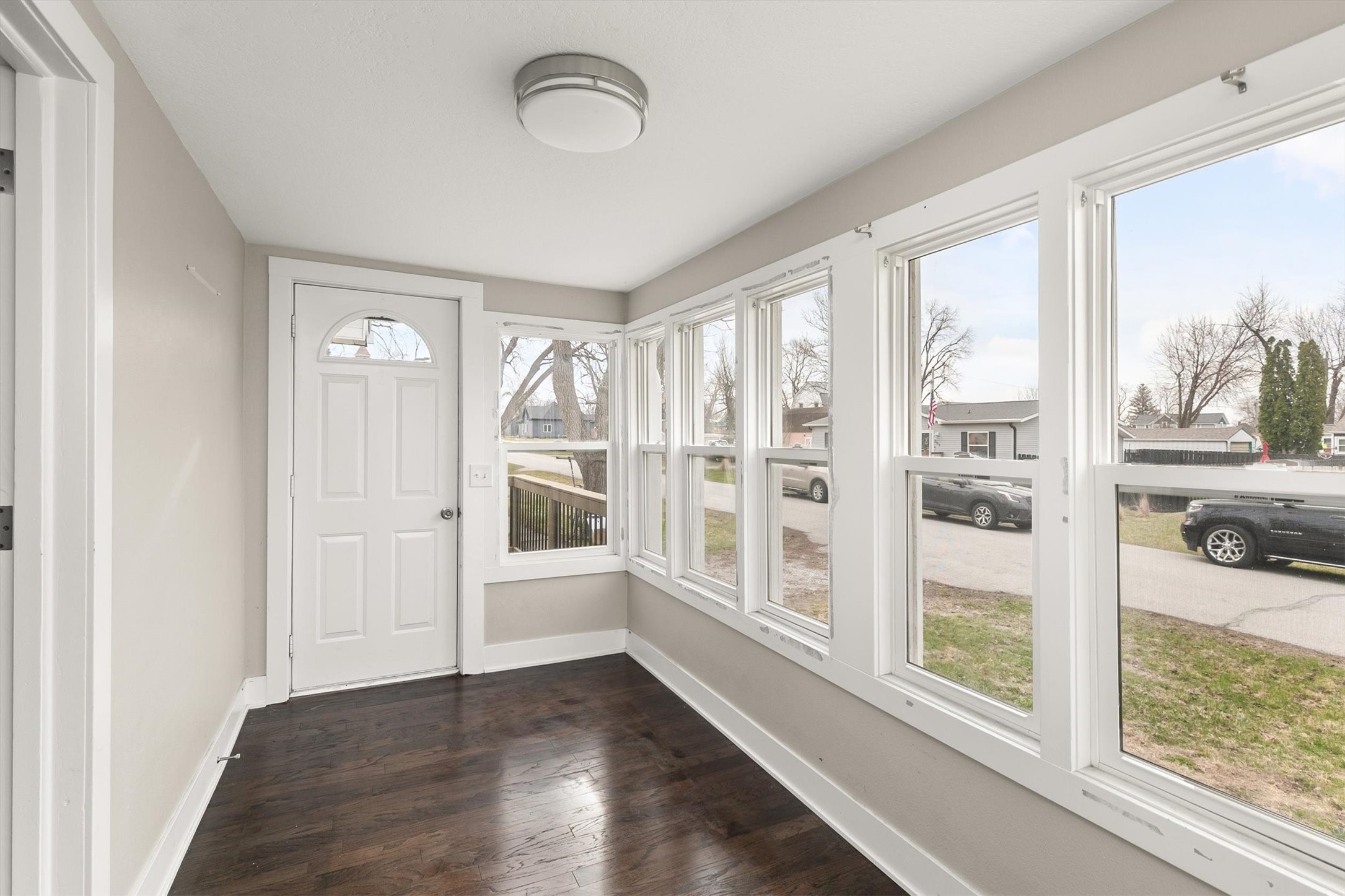 308 W 5th Street