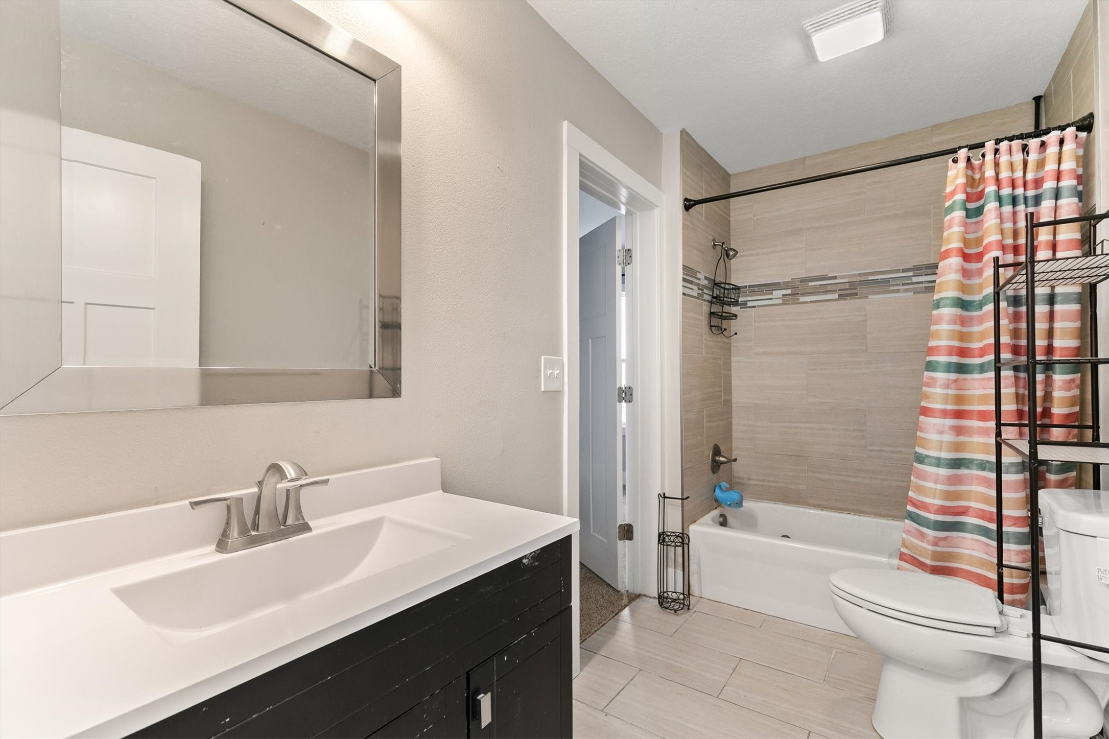 308 W 5th Street