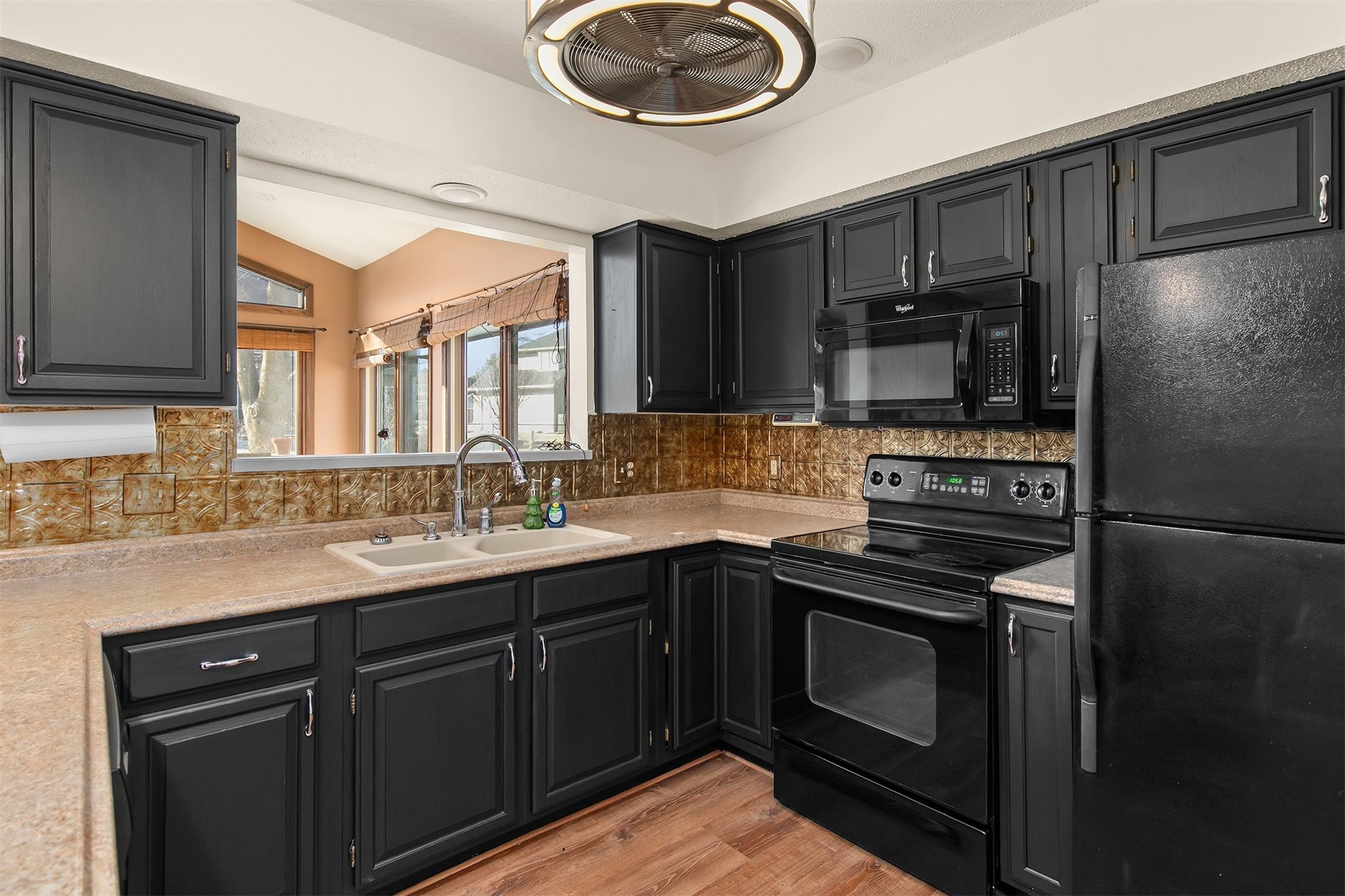 1114 NW Parkridge Drive