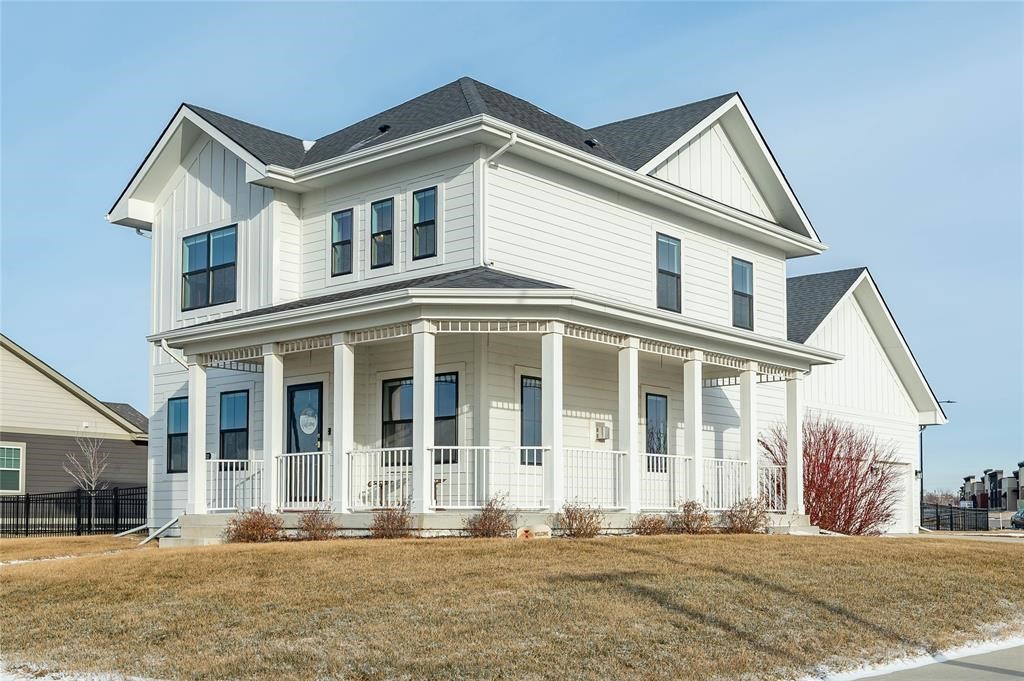 202 SW Prairie Trail Parkway