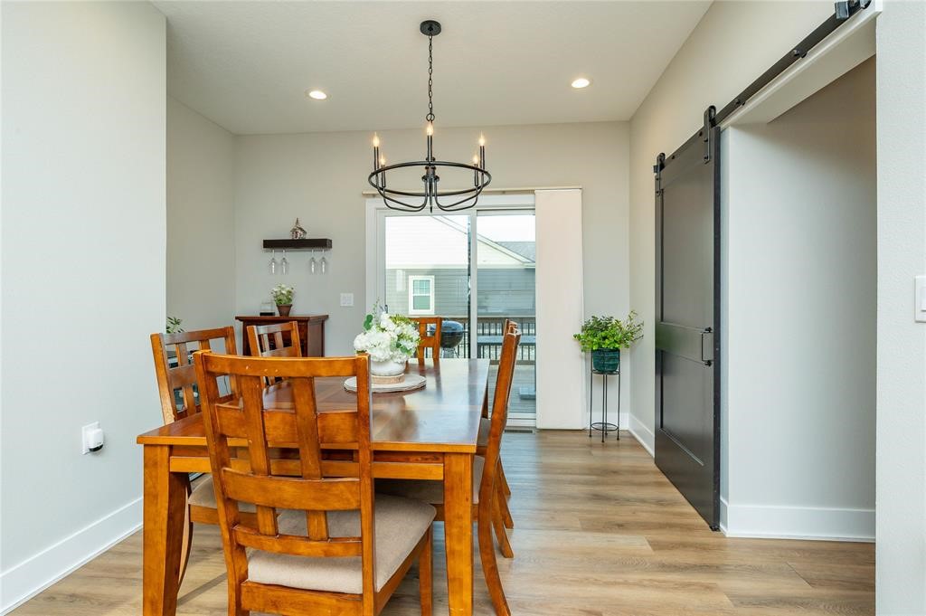 202 SW Prairie Trail Parkway