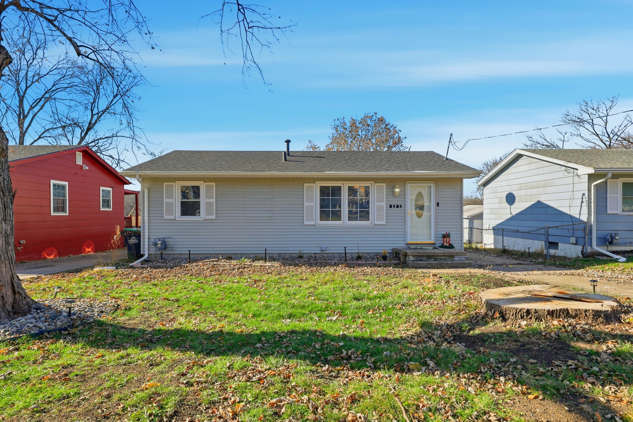 2404 E 37th Court