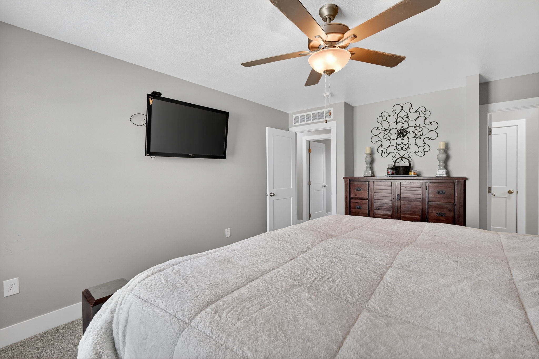 1404 Timberview Drive