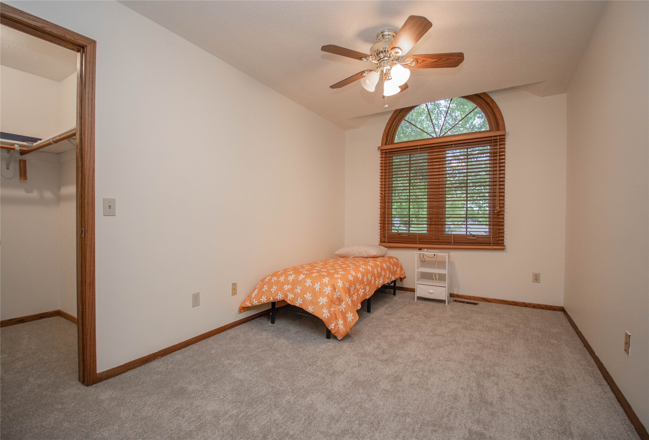 1114 NW Parkridge Drive