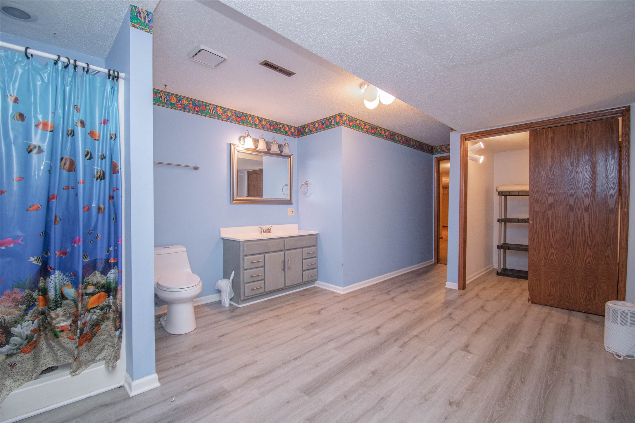 1114 NW Parkridge Drive
