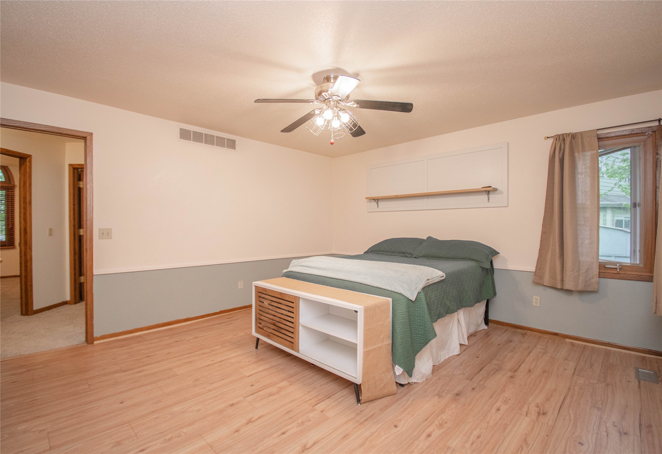 1114 NW Parkridge Drive