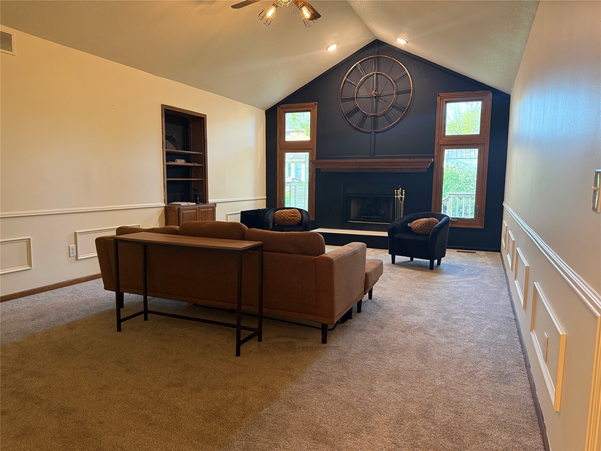 1114 NW Parkridge Drive