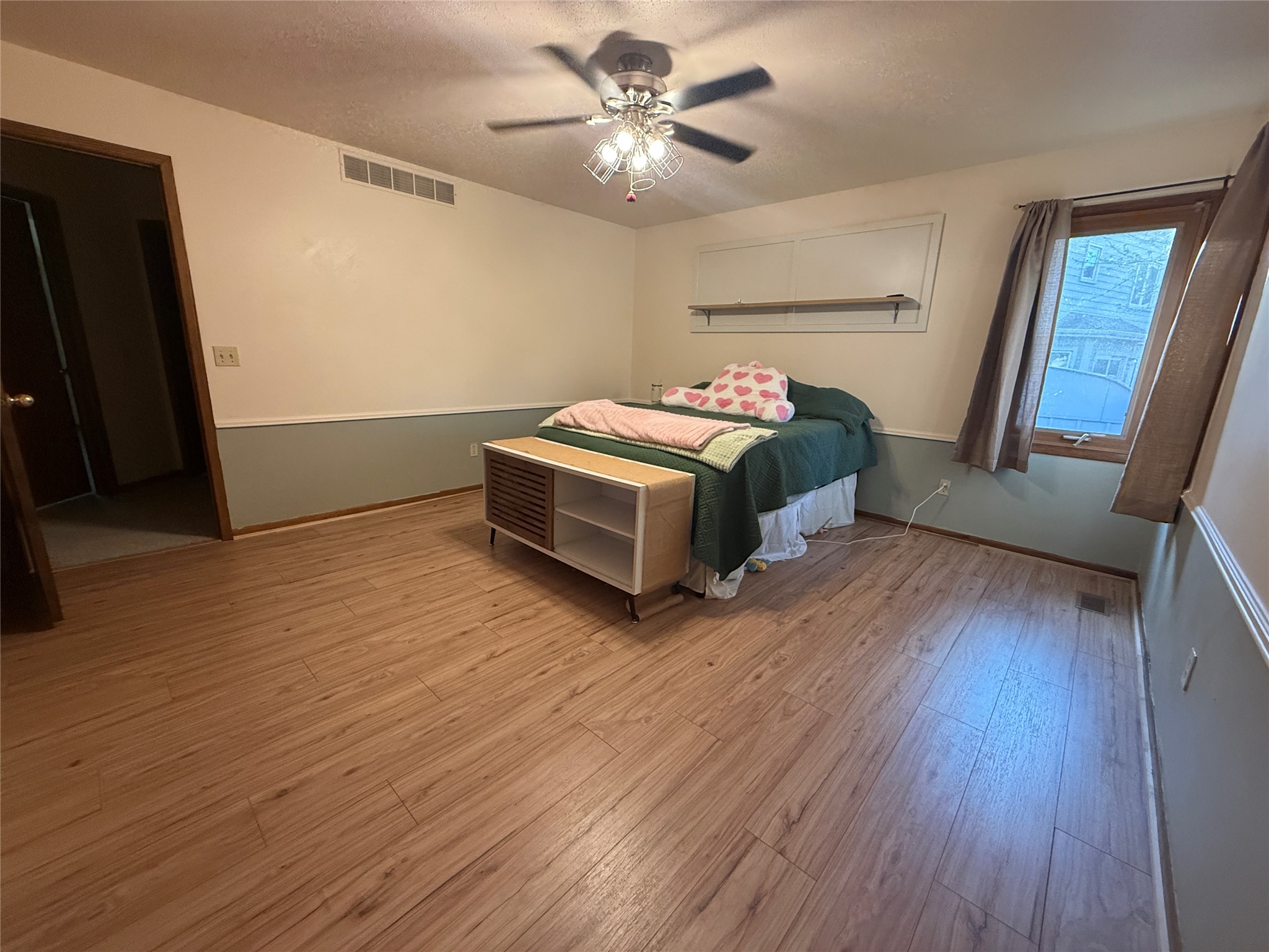 1114 NW Parkridge Drive