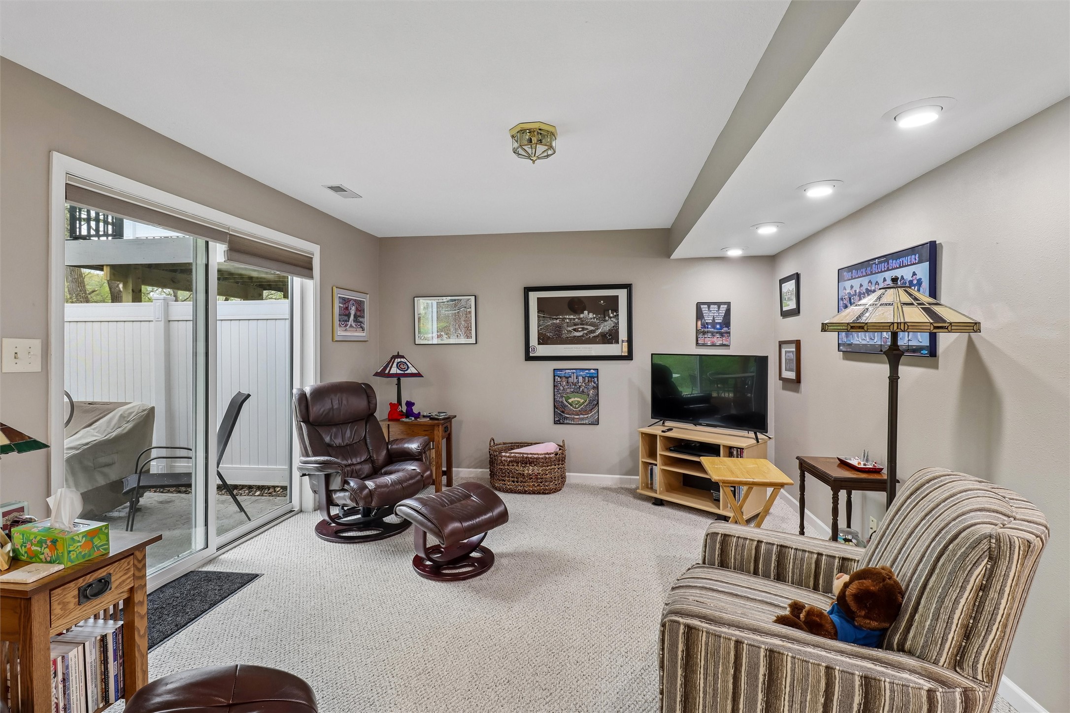8836 Oxley Place