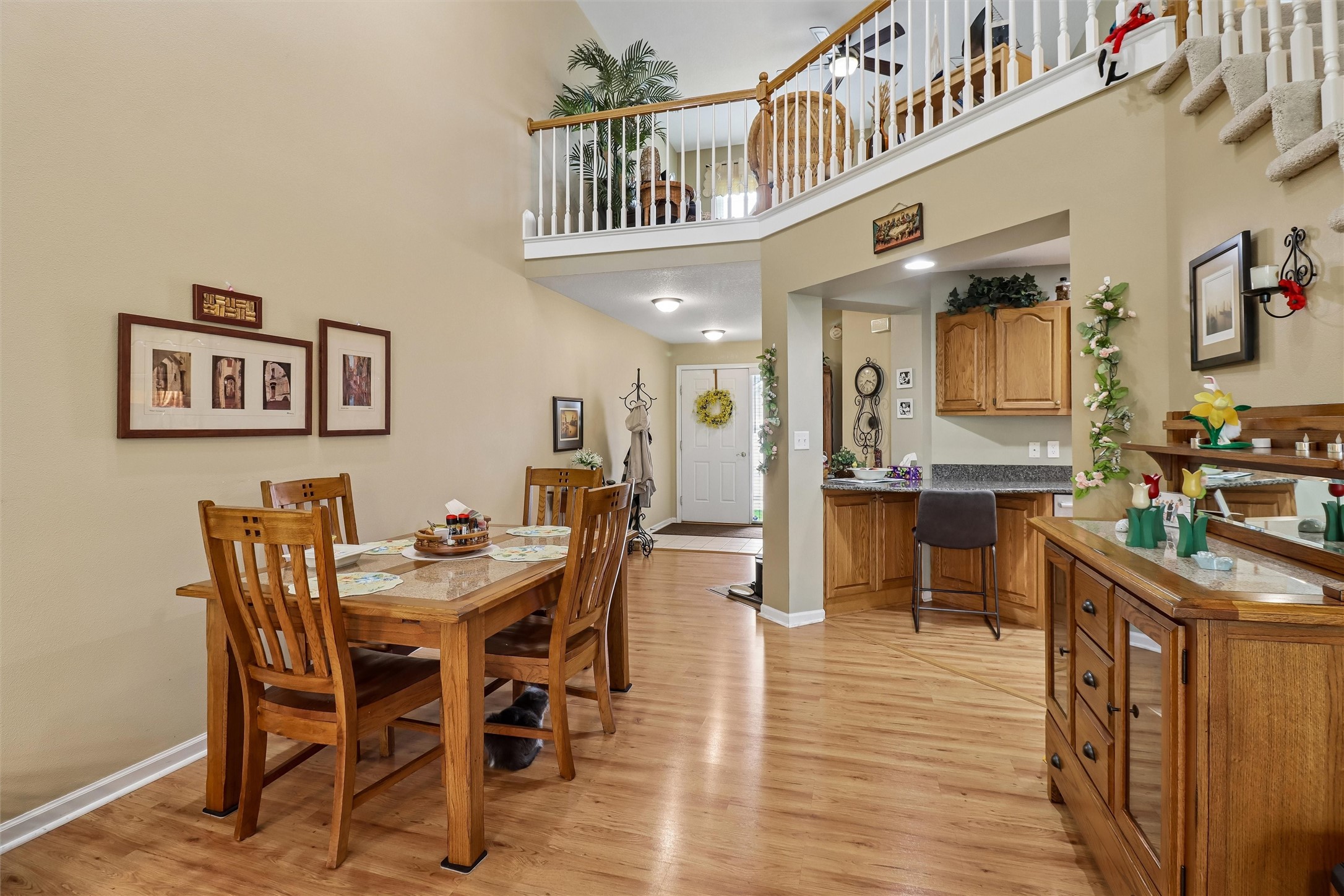 8836 Oxley Place
