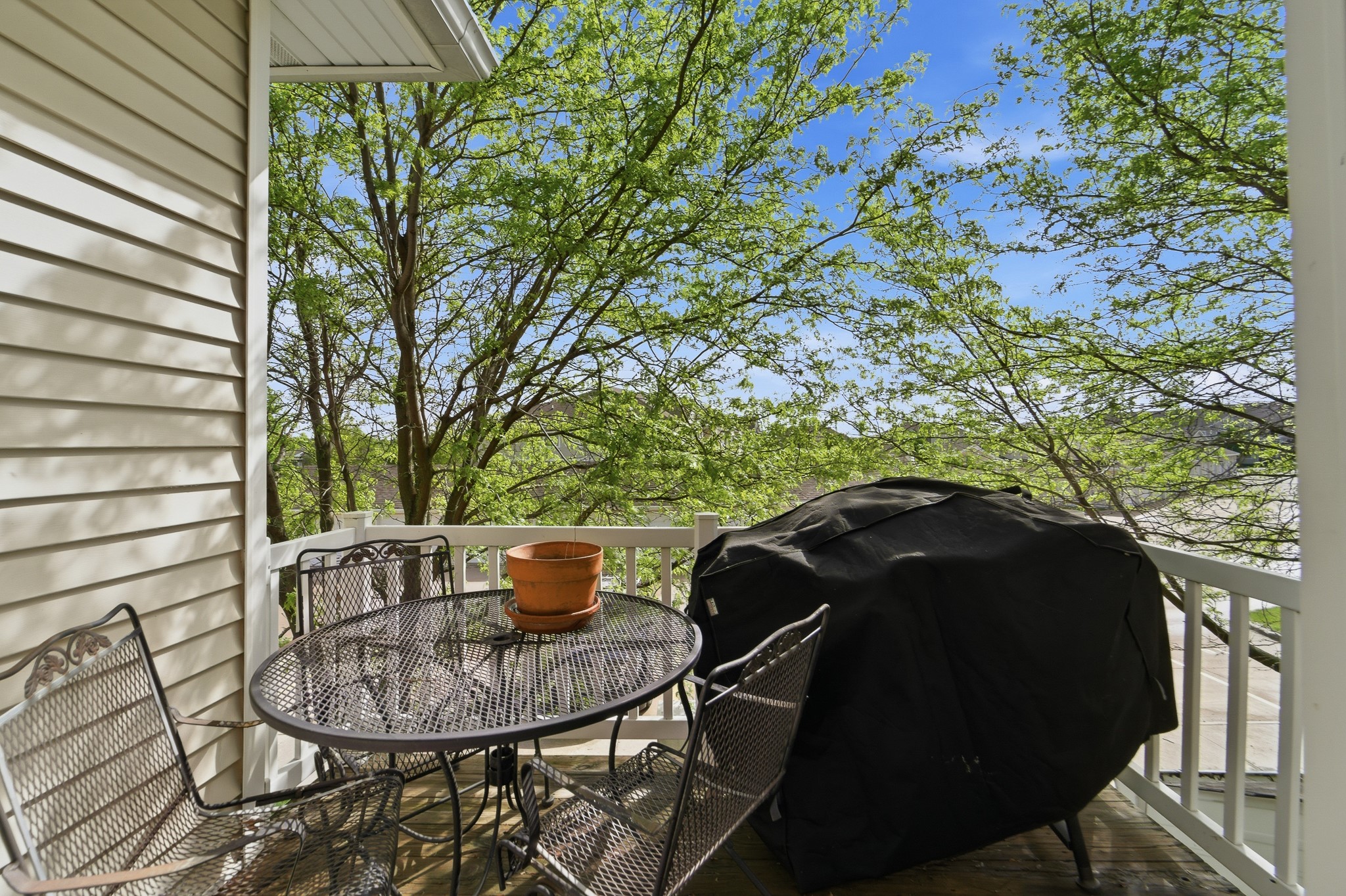 1845 SW White Birch Circle 11