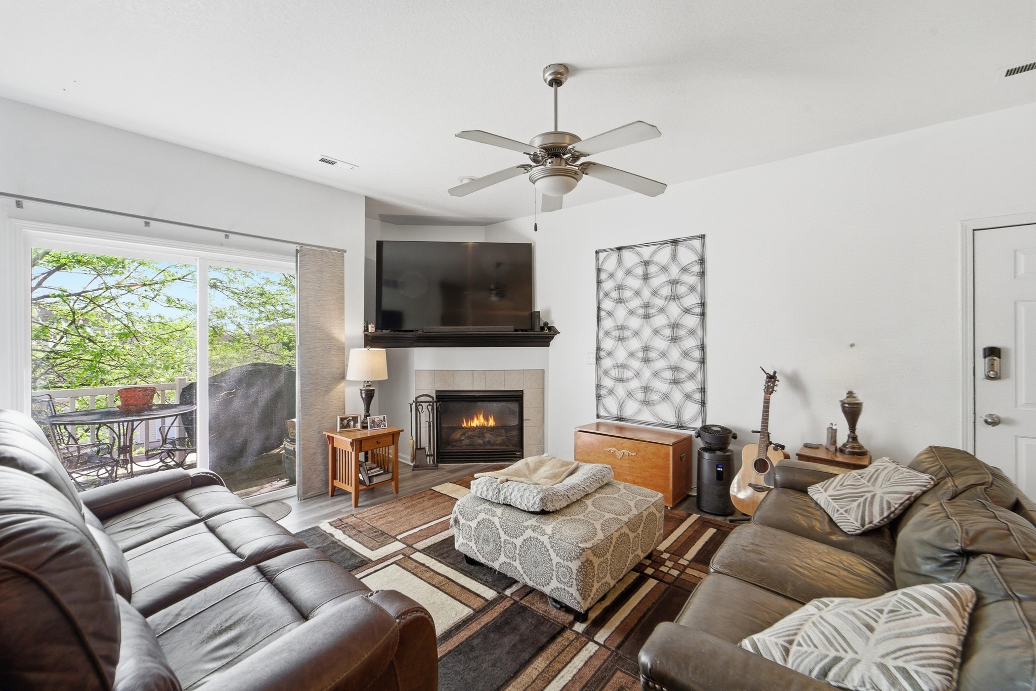 1845 SW White Birch Circle 11