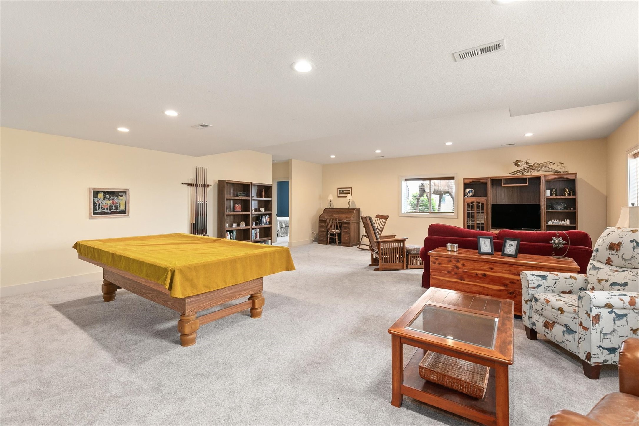 2614 SW Vineyard Lane