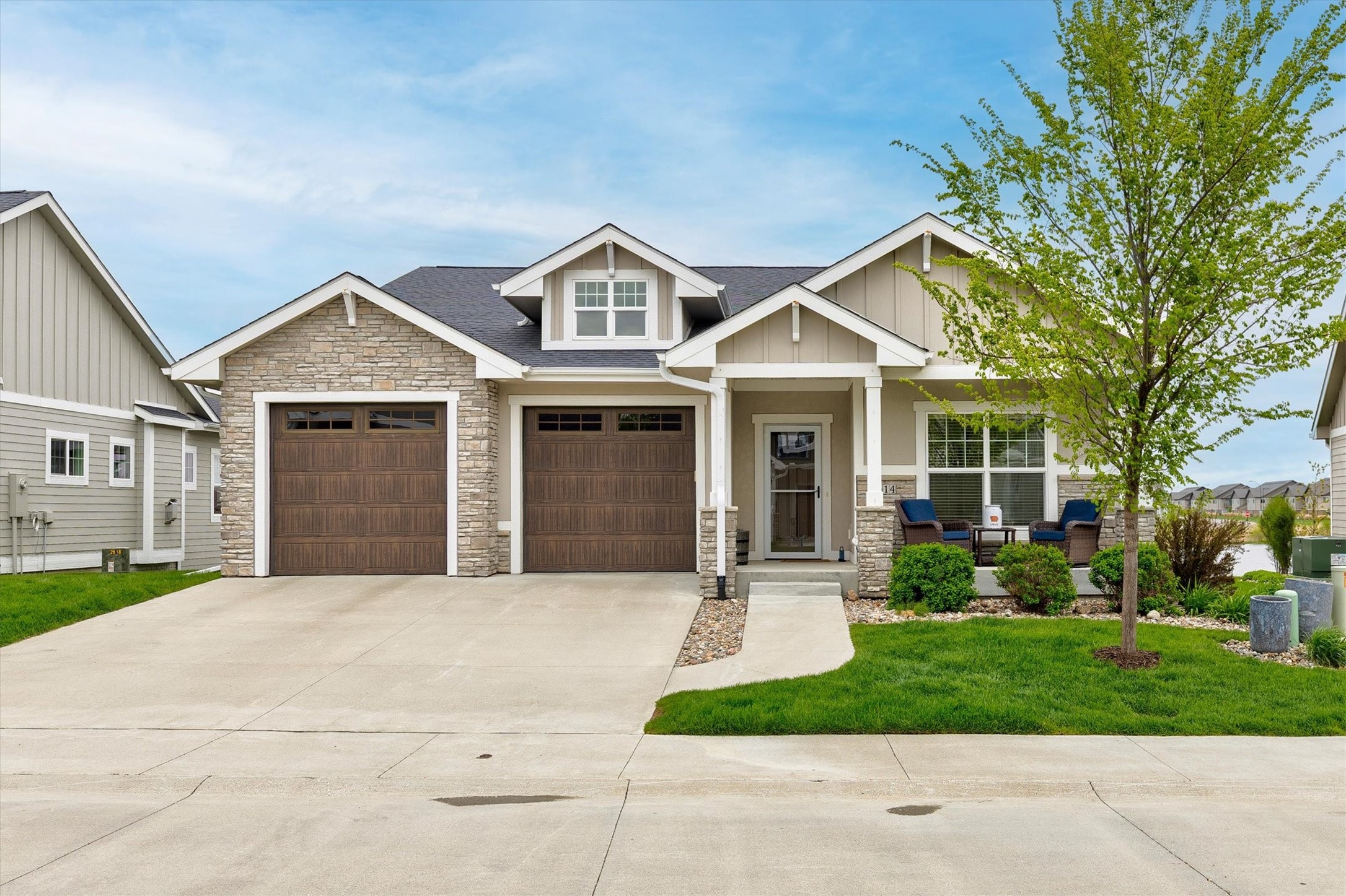 2614 SW Vineyard Lane