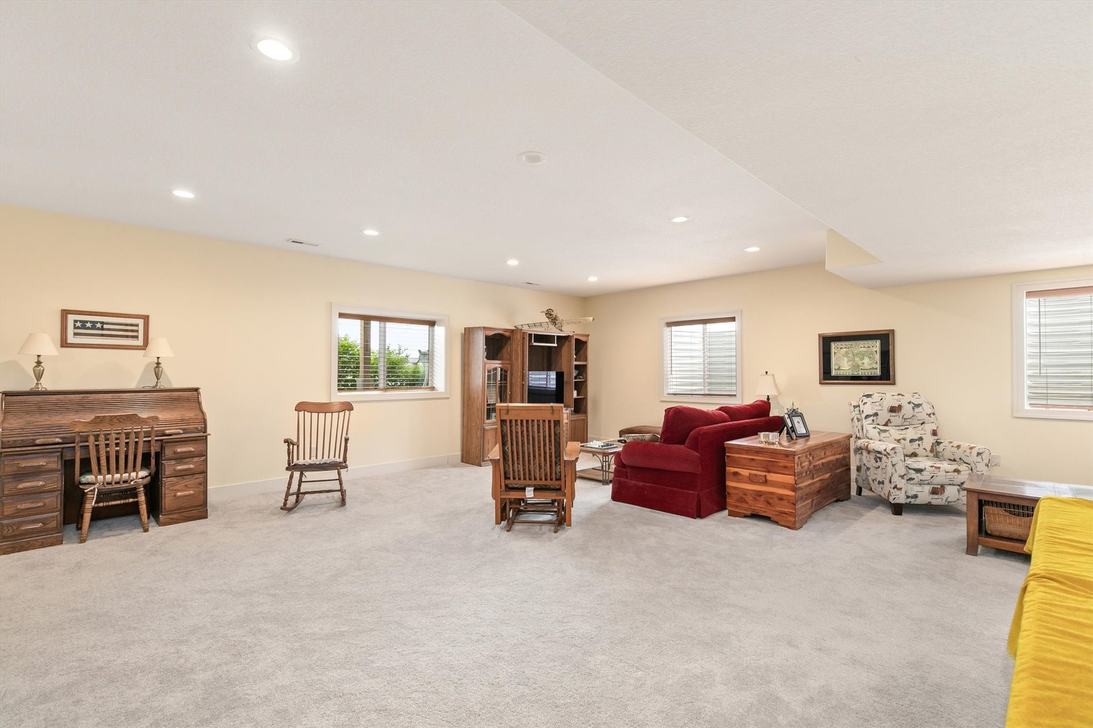 2614 SW Vineyard Lane