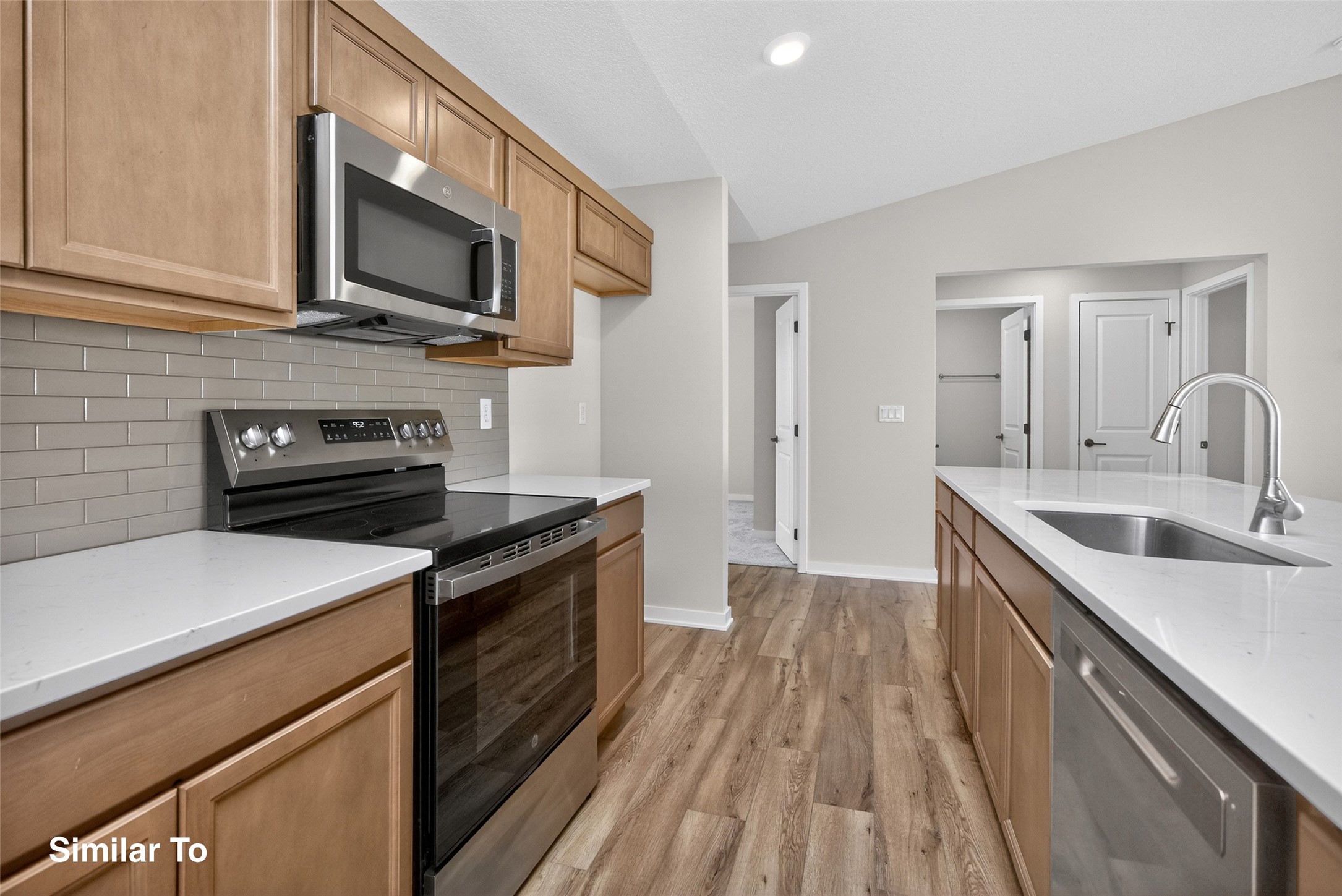 9838 Watermeadow Circle