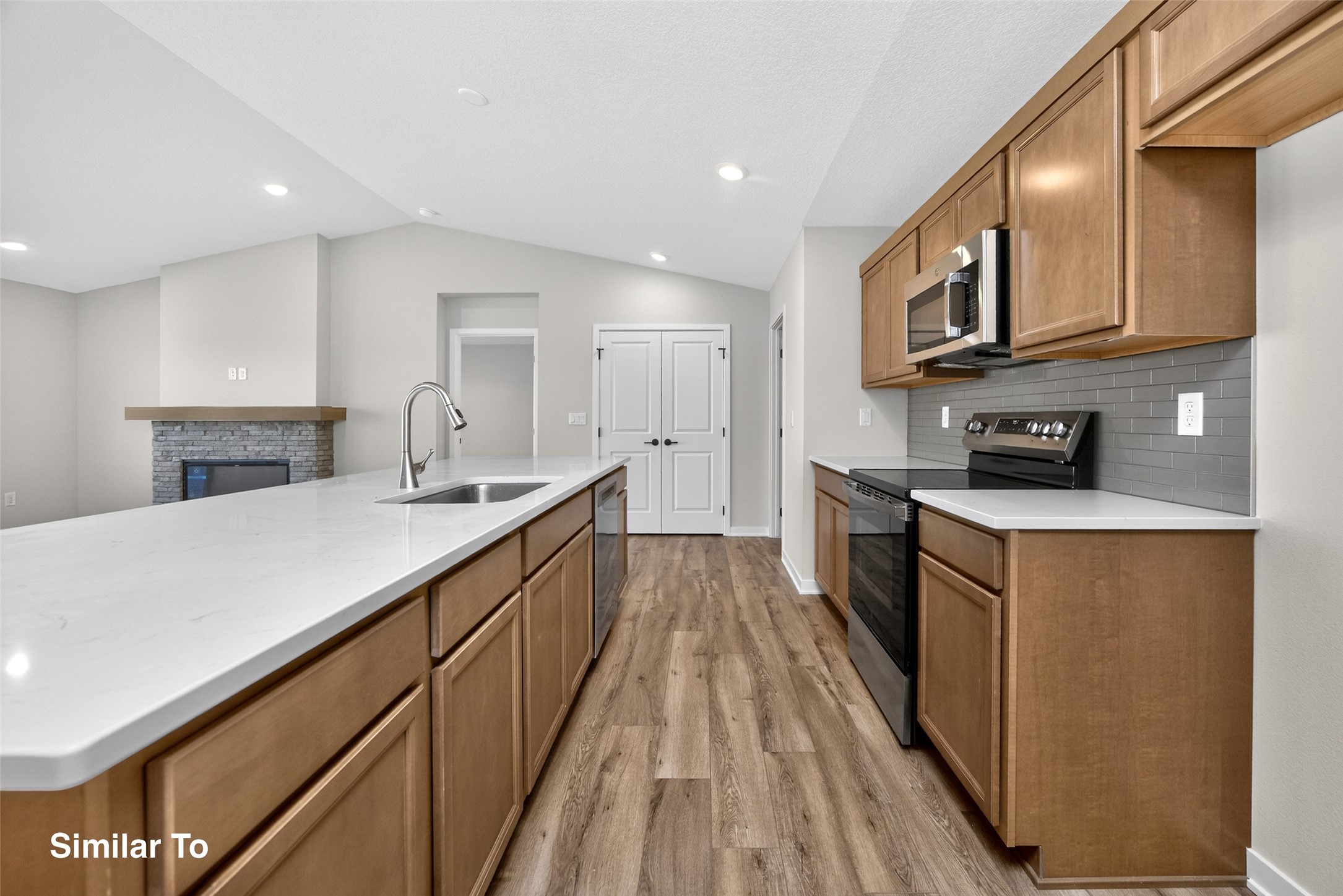 9838 Watermeadow Circle