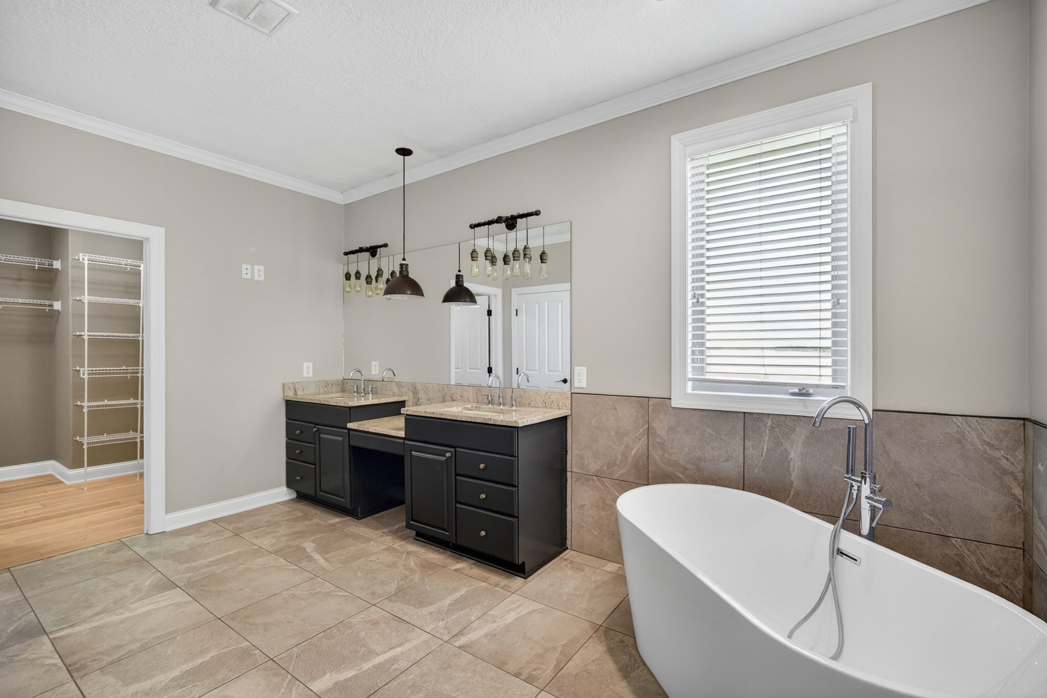 11193 NW 123rd Street
