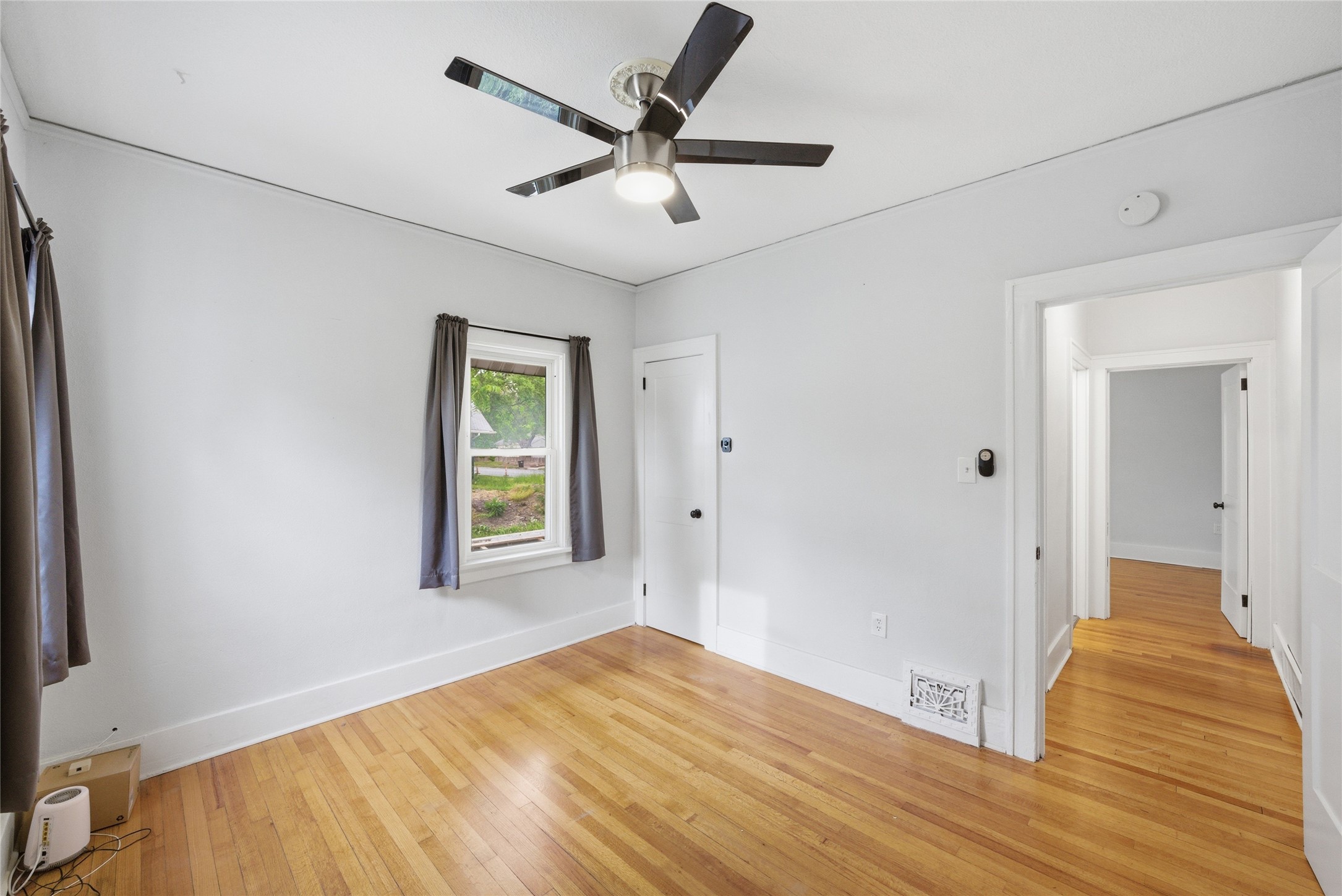 1716 E 14th Street