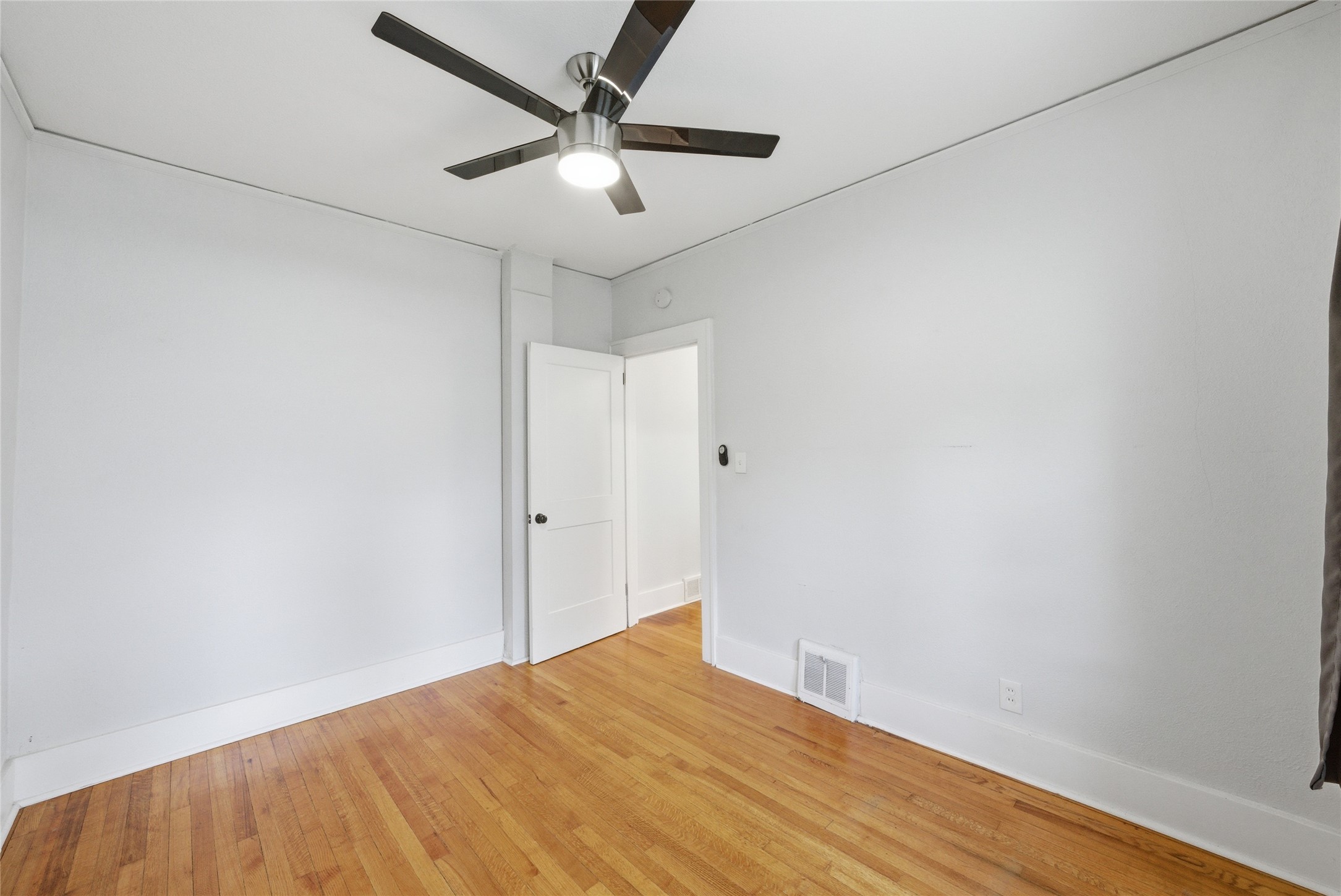 1716 E 14th Street