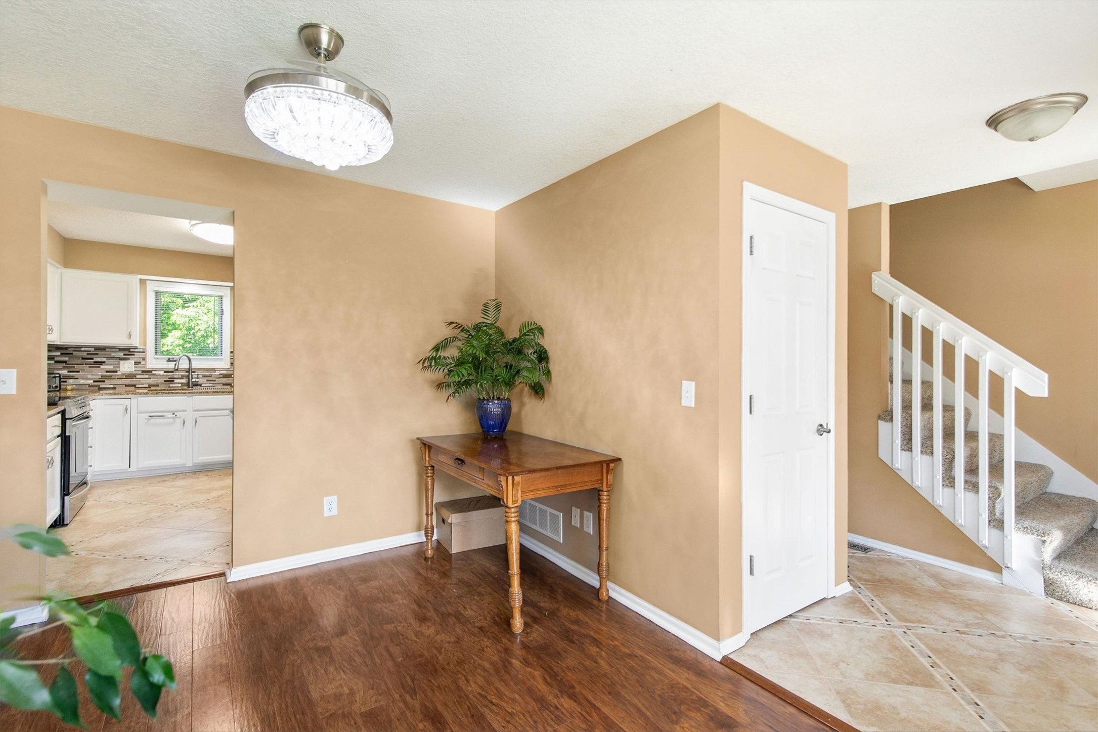 6814 NW 56th Street