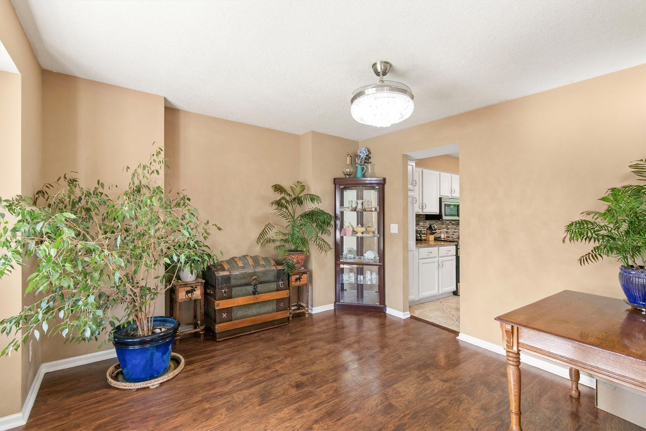 6814 NW 56th Street