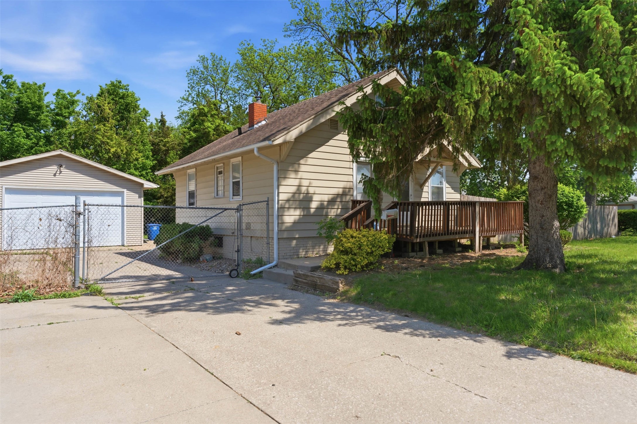 3401 E 29th Street