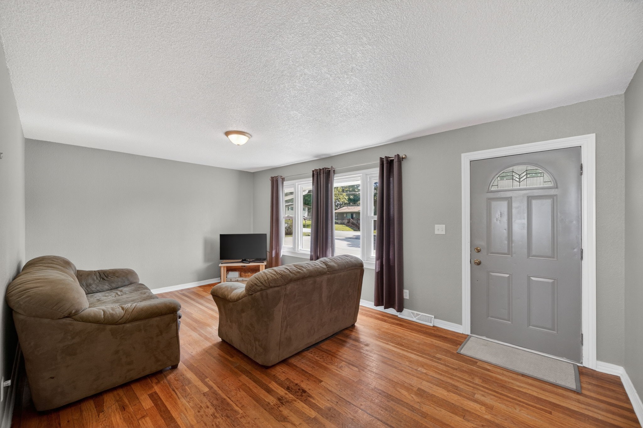 6820 NW 5th Court