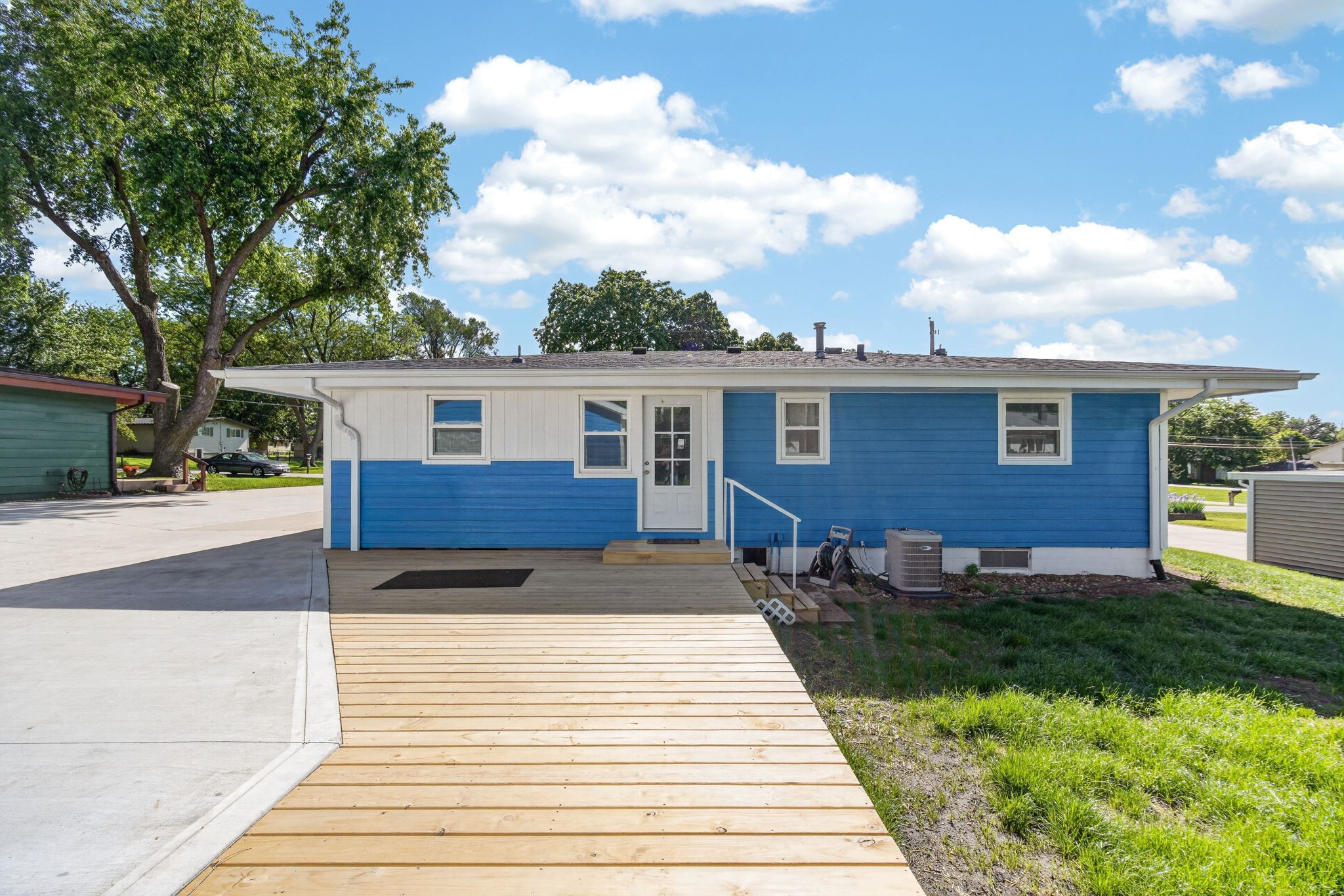 6820 NW 5th Court