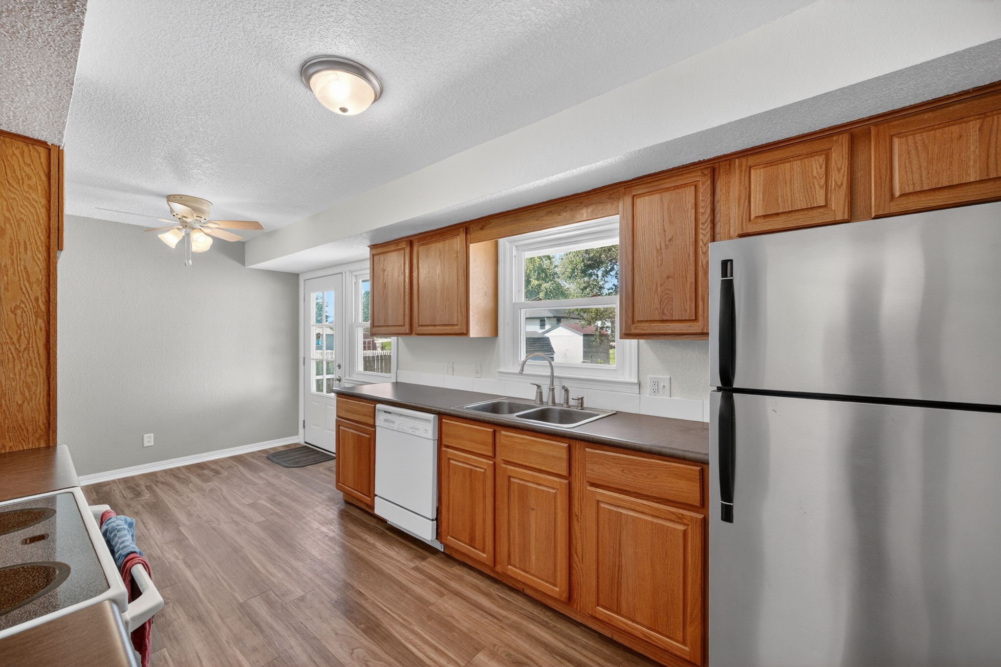 6820 NW 5th Court