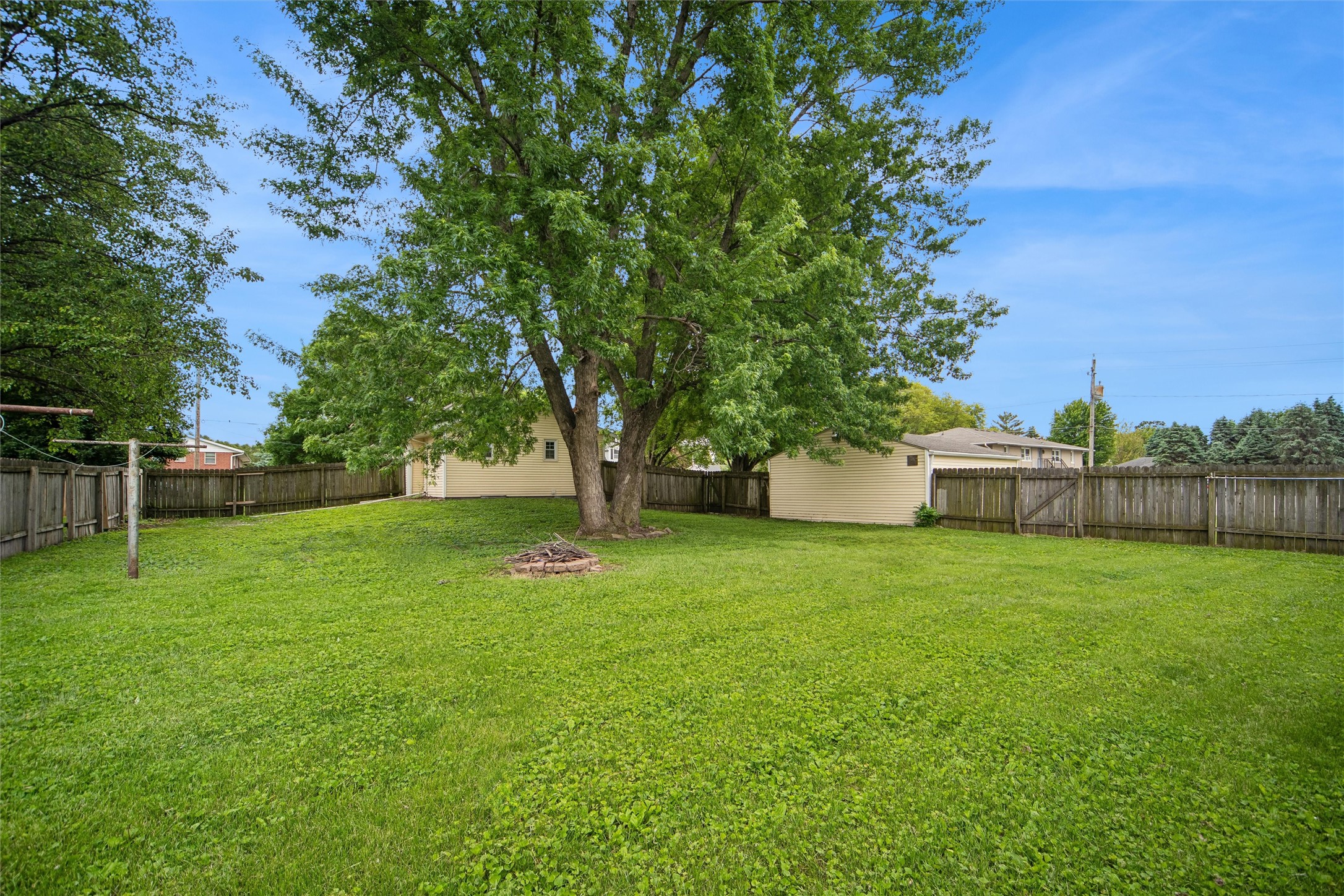 306 3rd Avenue SW