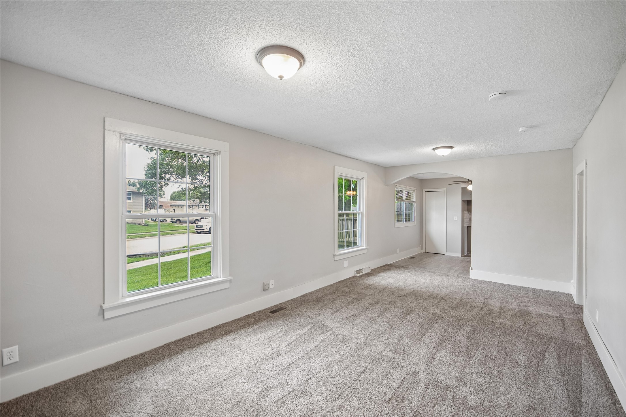 306 3rd Avenue SW