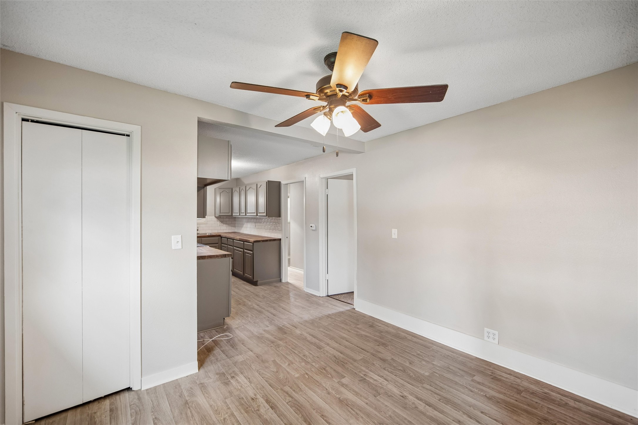 306 3rd Avenue SW