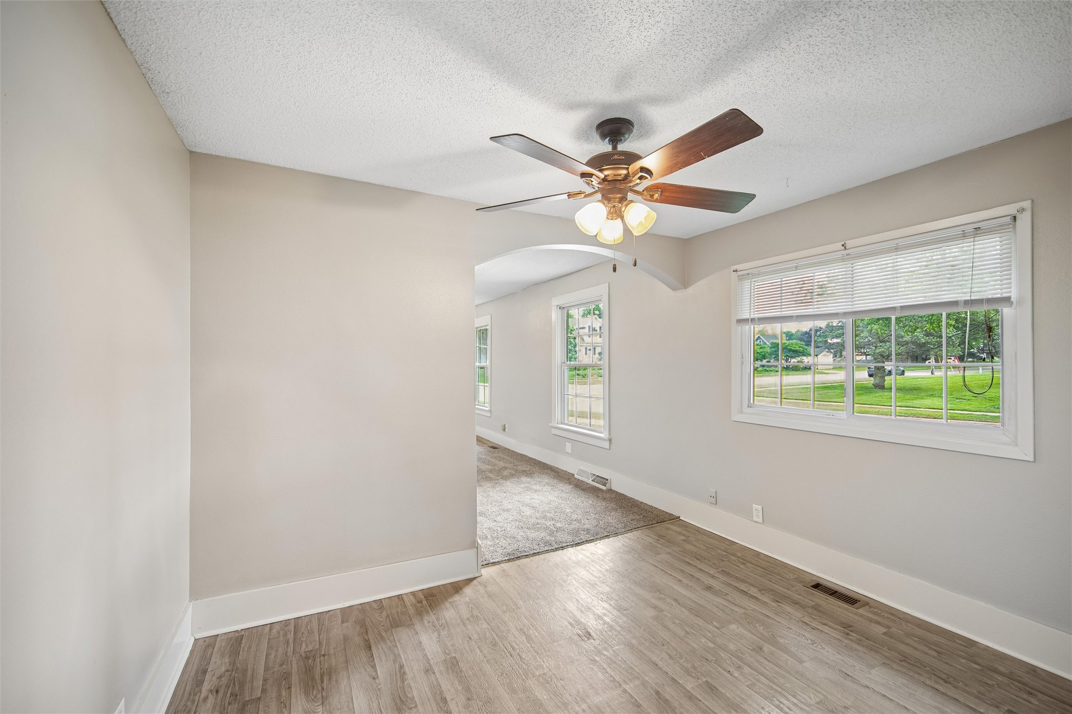306 3rd Avenue SW
