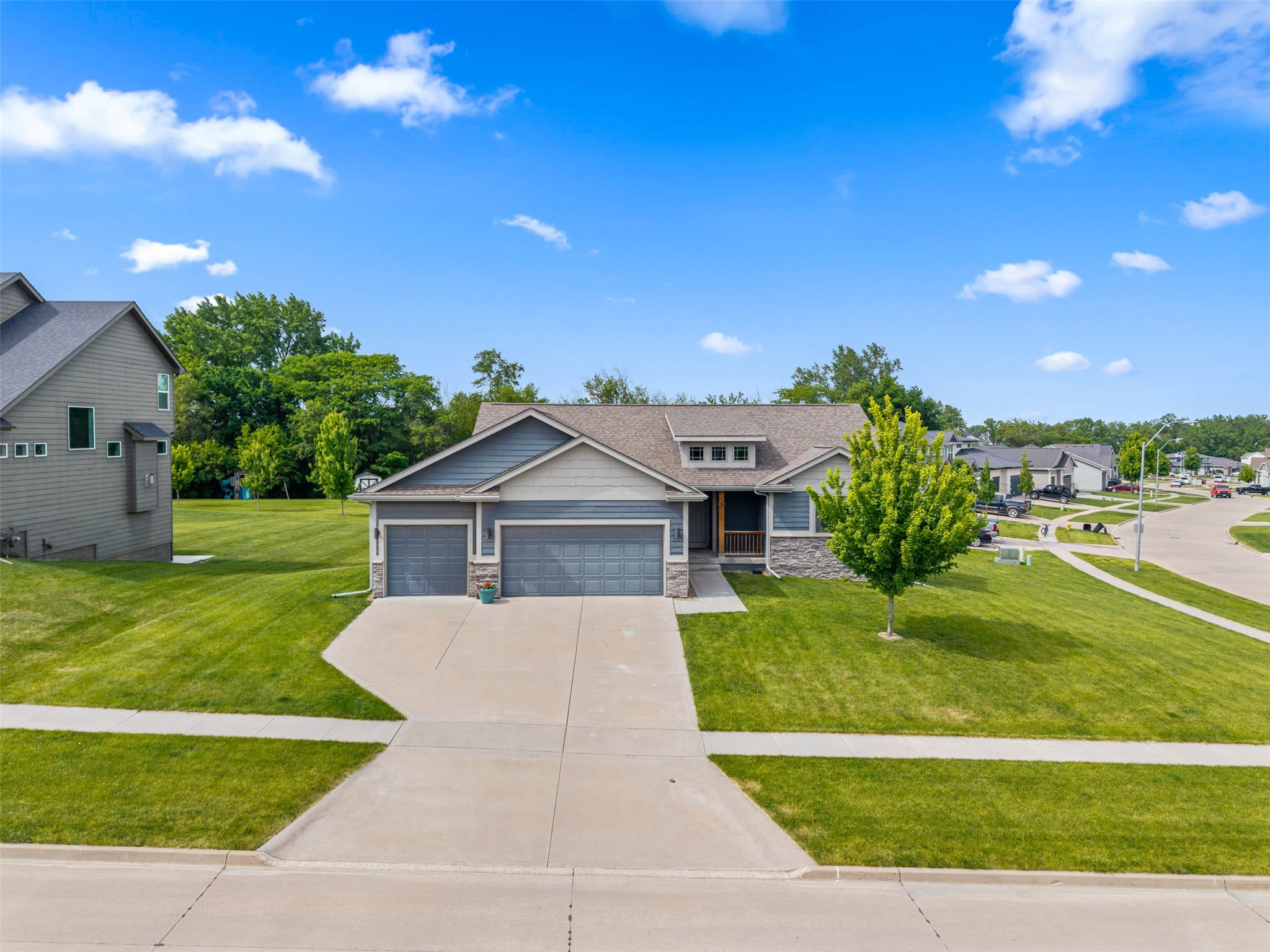 1100 Hunter Court