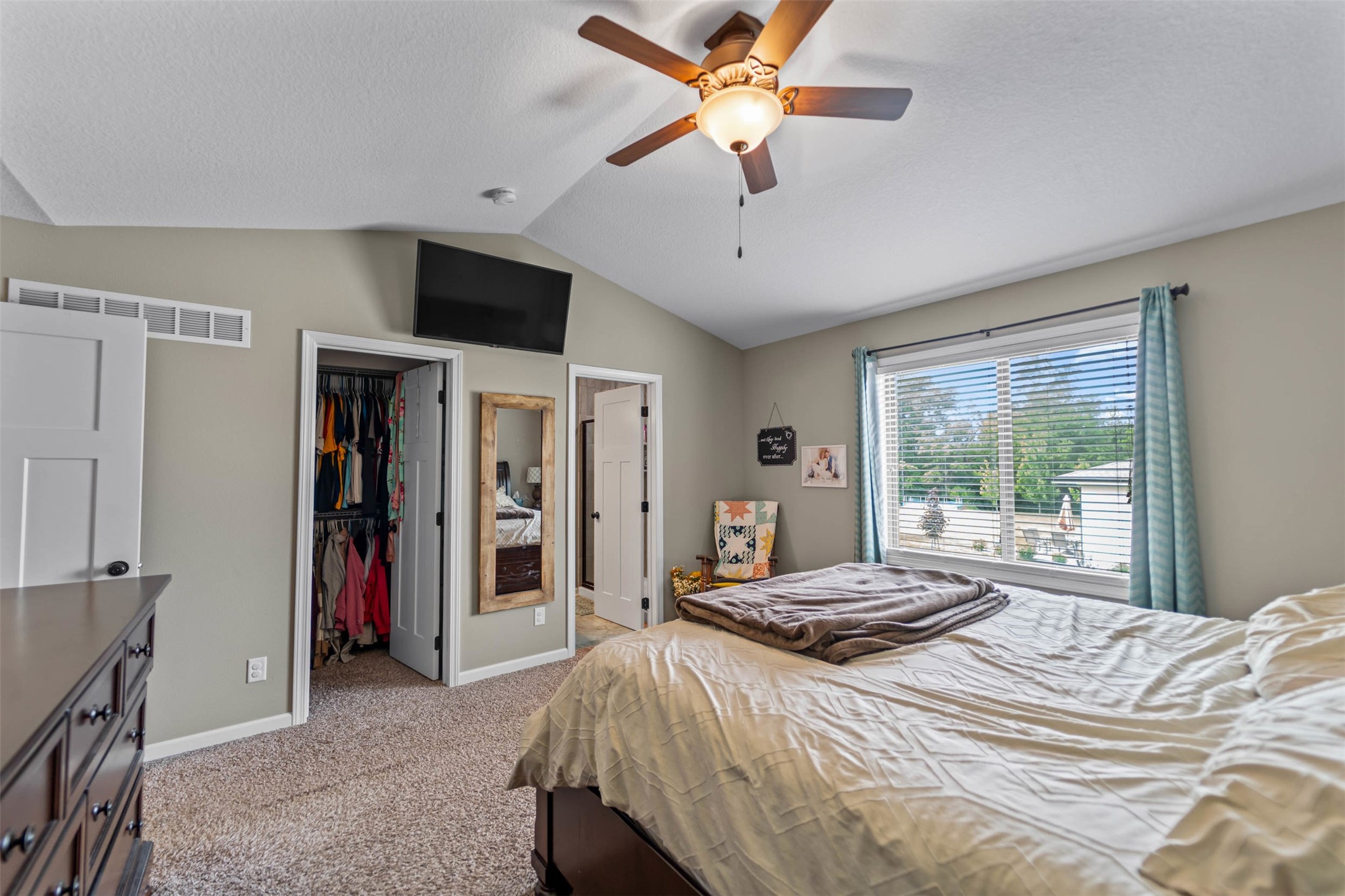 1100 Hunter Court