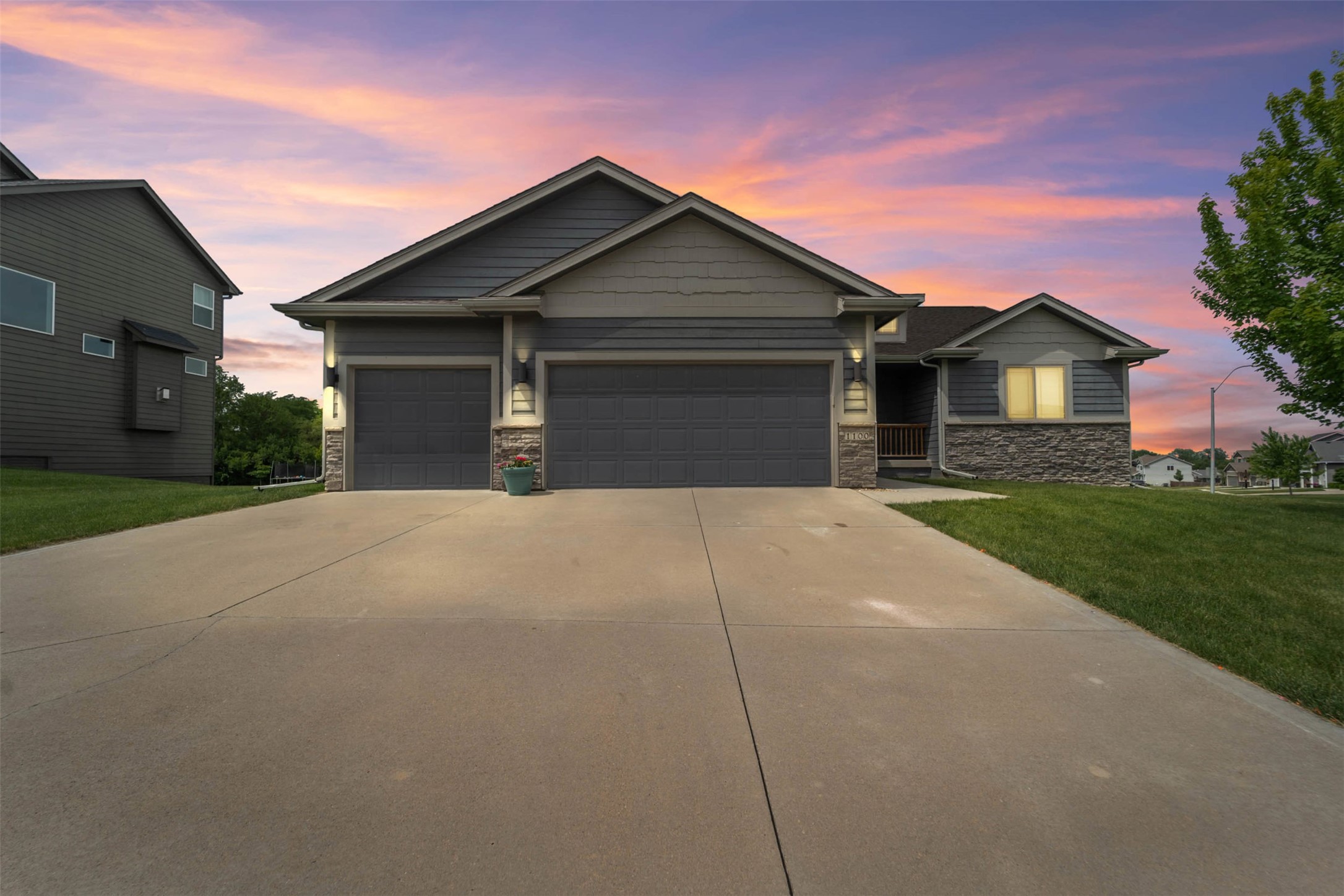 1100 Hunter Court