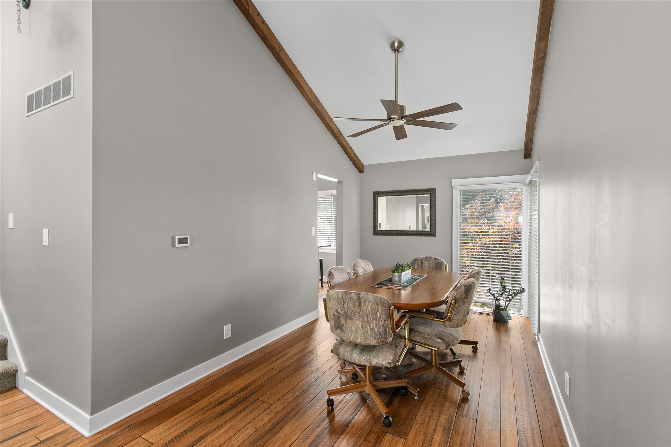 7900 Roseland Drive