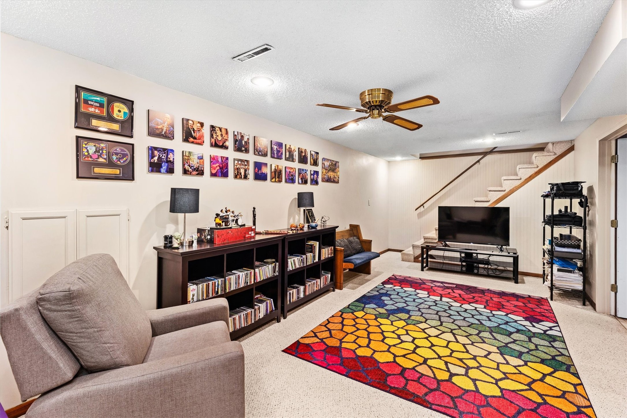 5745 Columbine Drive