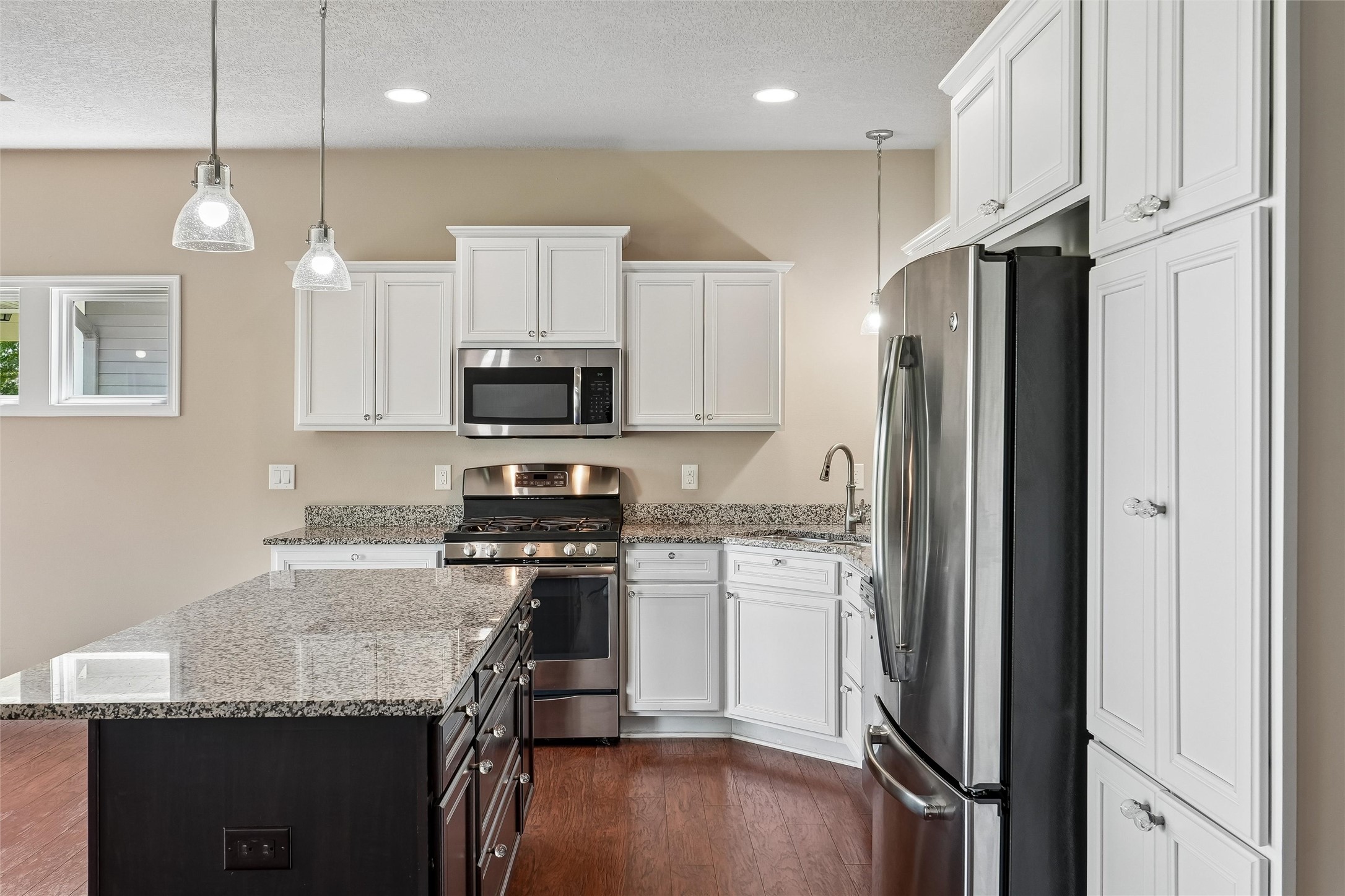 1601 11th Street SE