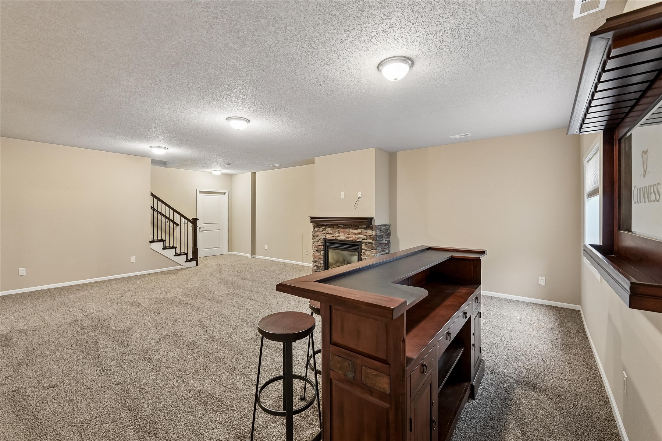1601 11th Street SE