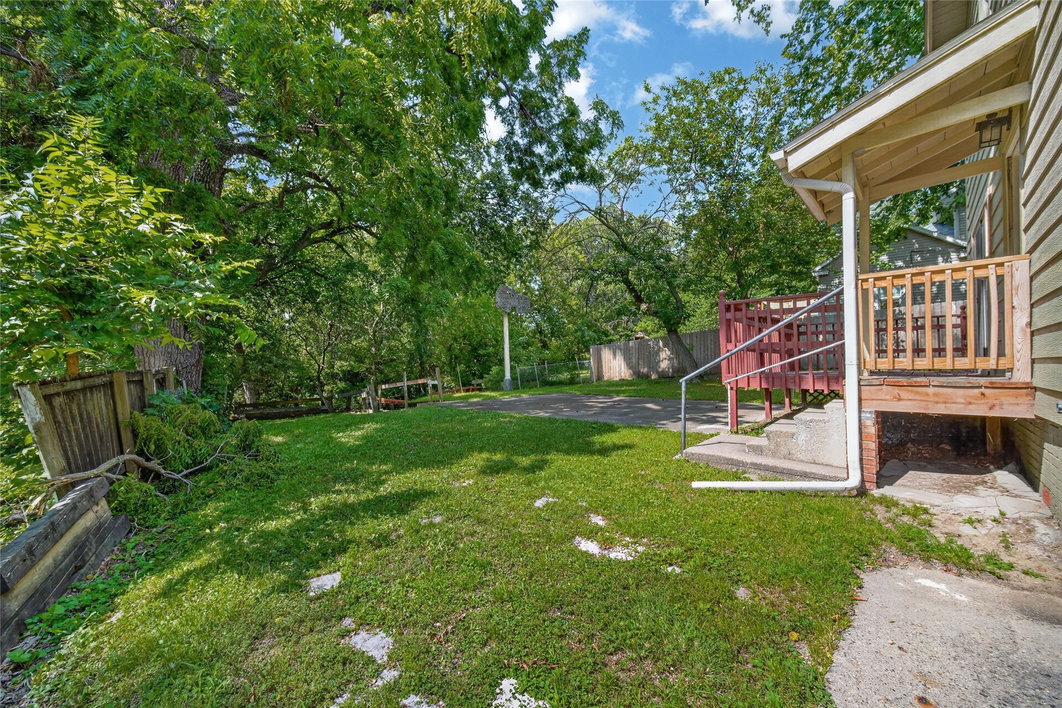 2814 School Street