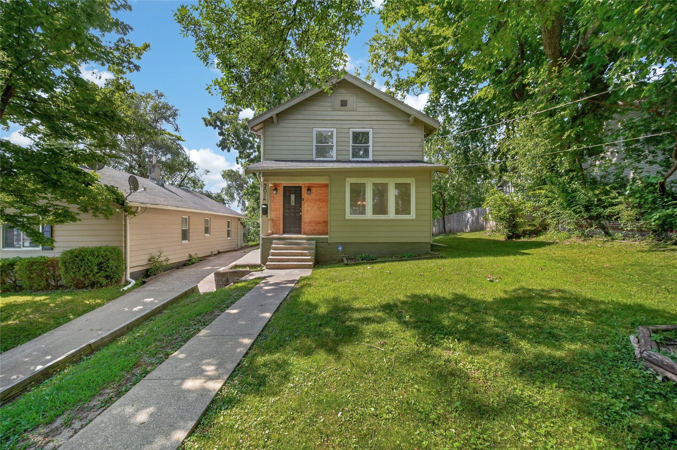 2814 School Street