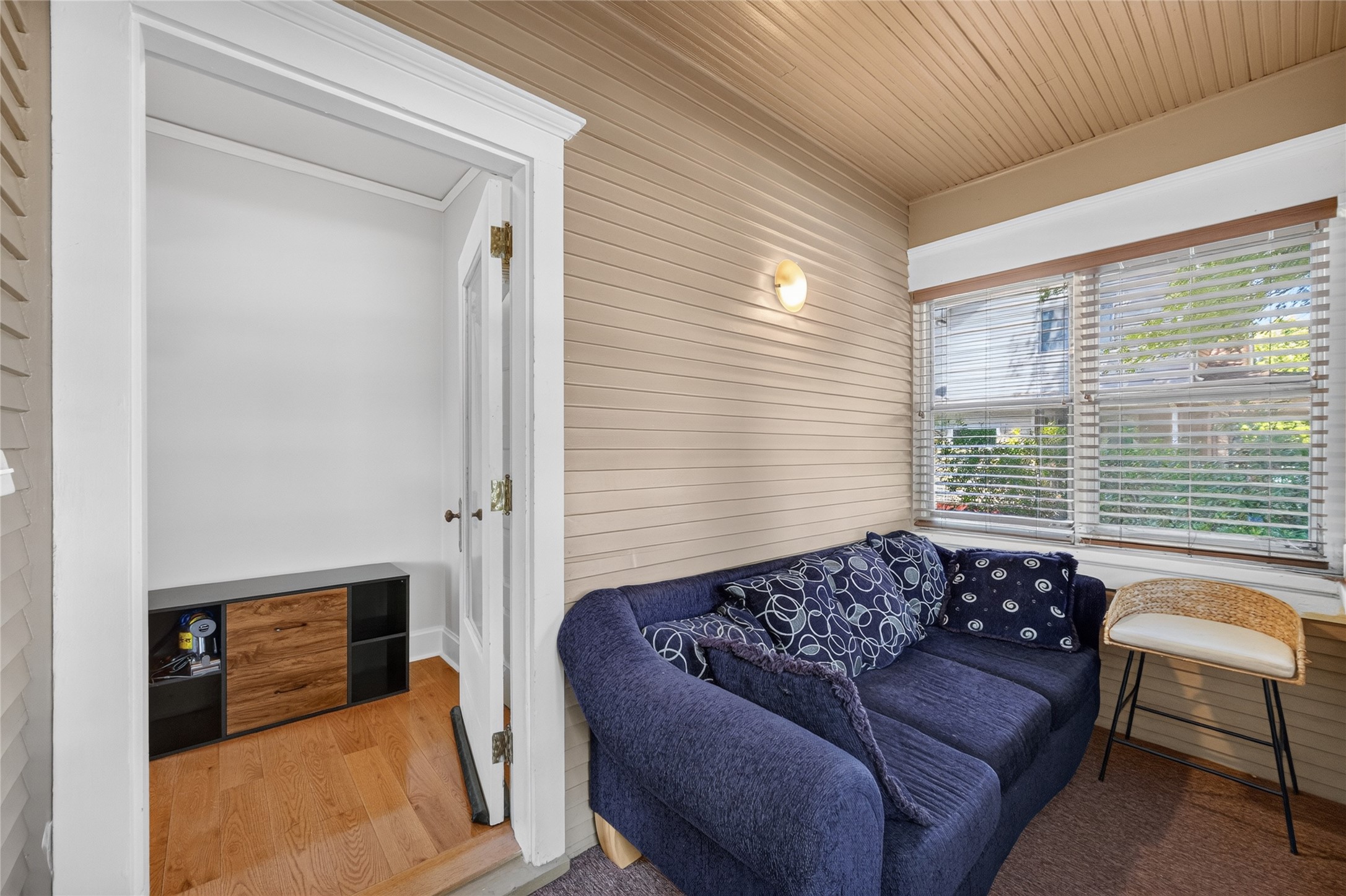 318 SW Pleasant Street