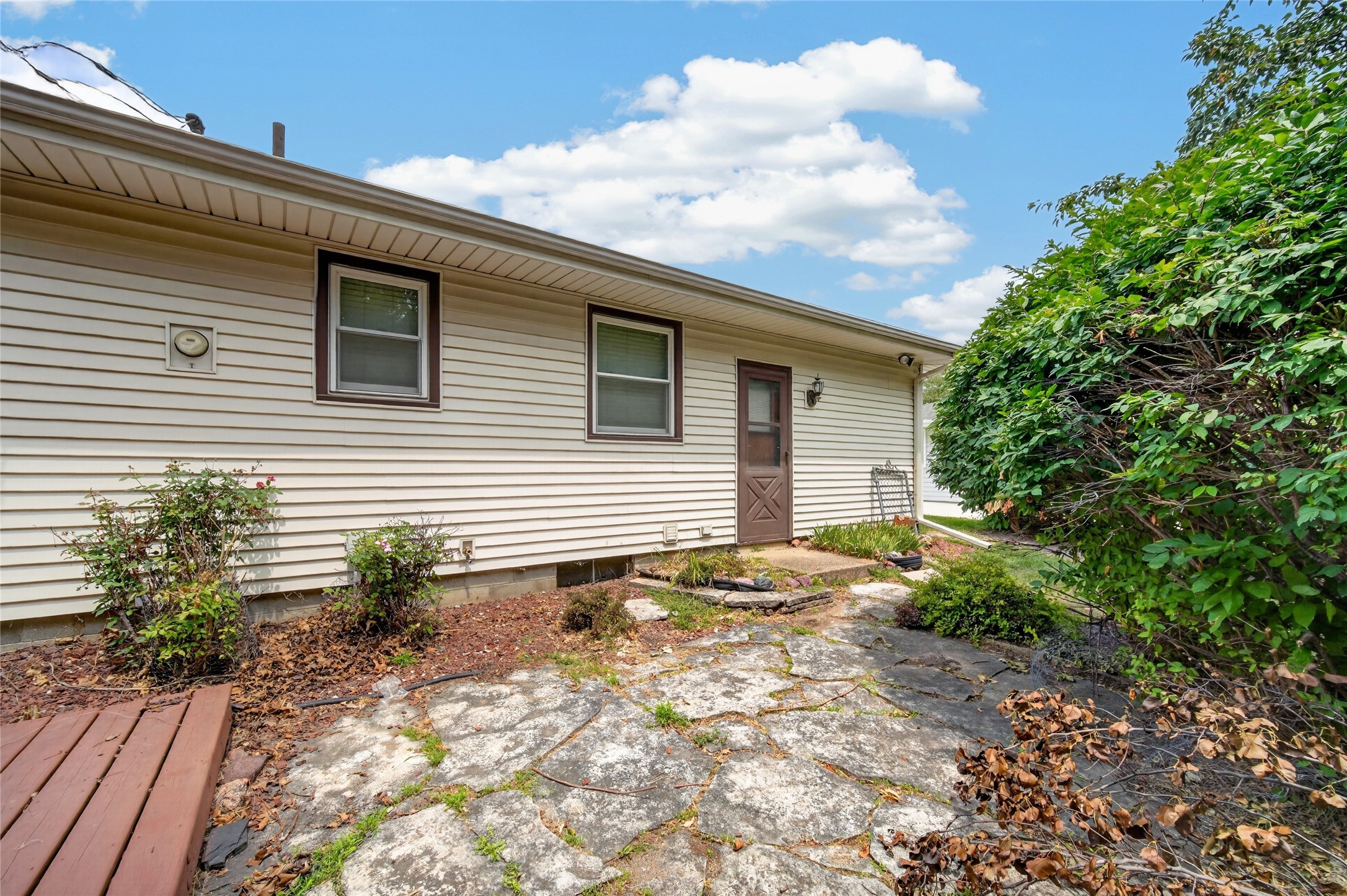 905 SE 4th Street